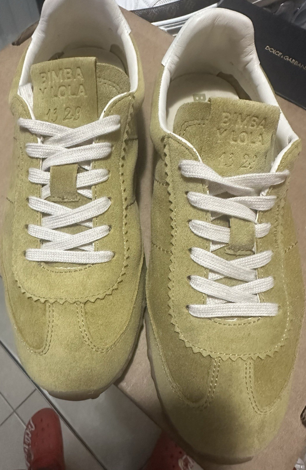 BIMBA Y LOLA Women’s Green/White Suede Low Top Lace-Up Sneakers Logo