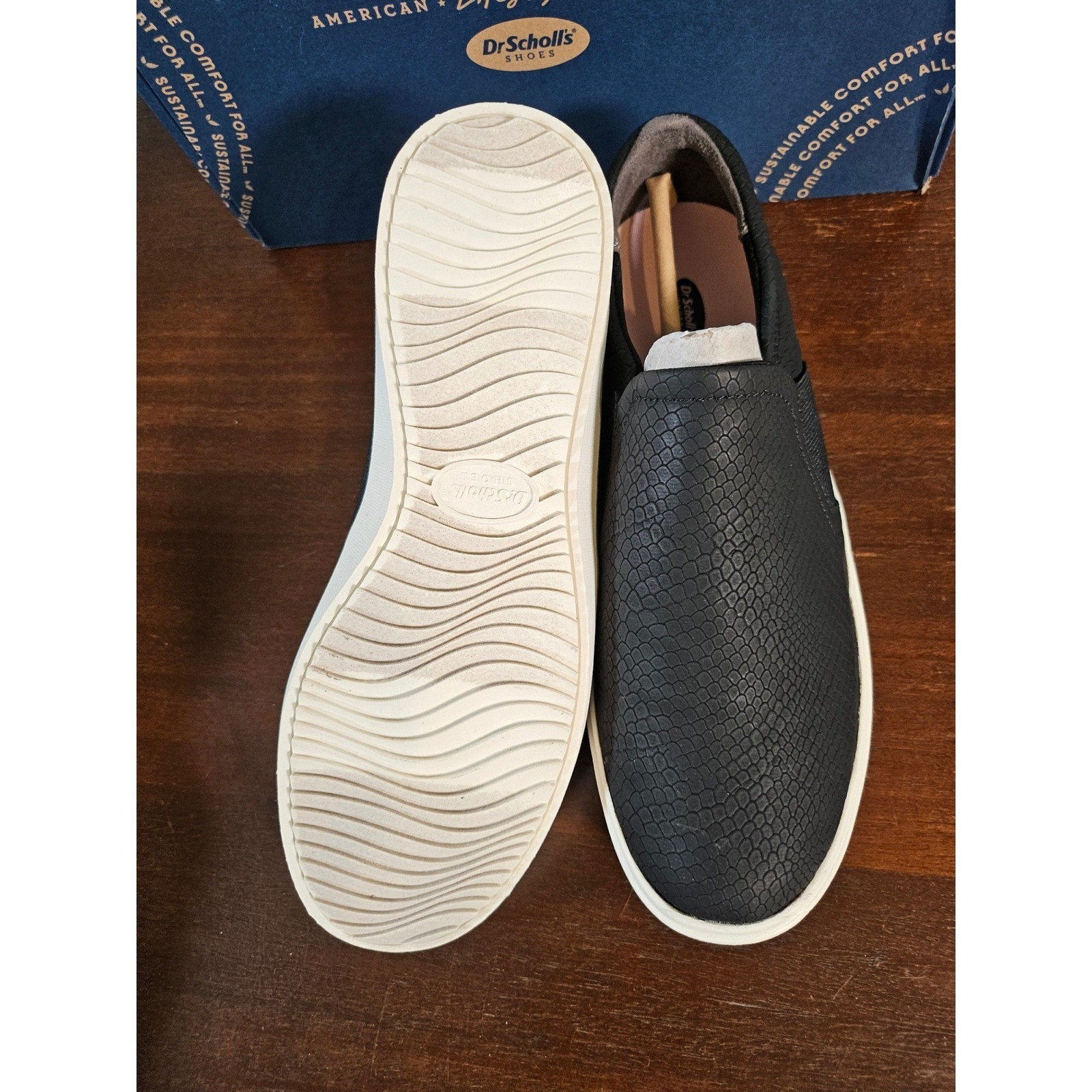 Dr. Scholl’s Slip On Sneakers Womens 7 Black Snakeskin Embossed Madison