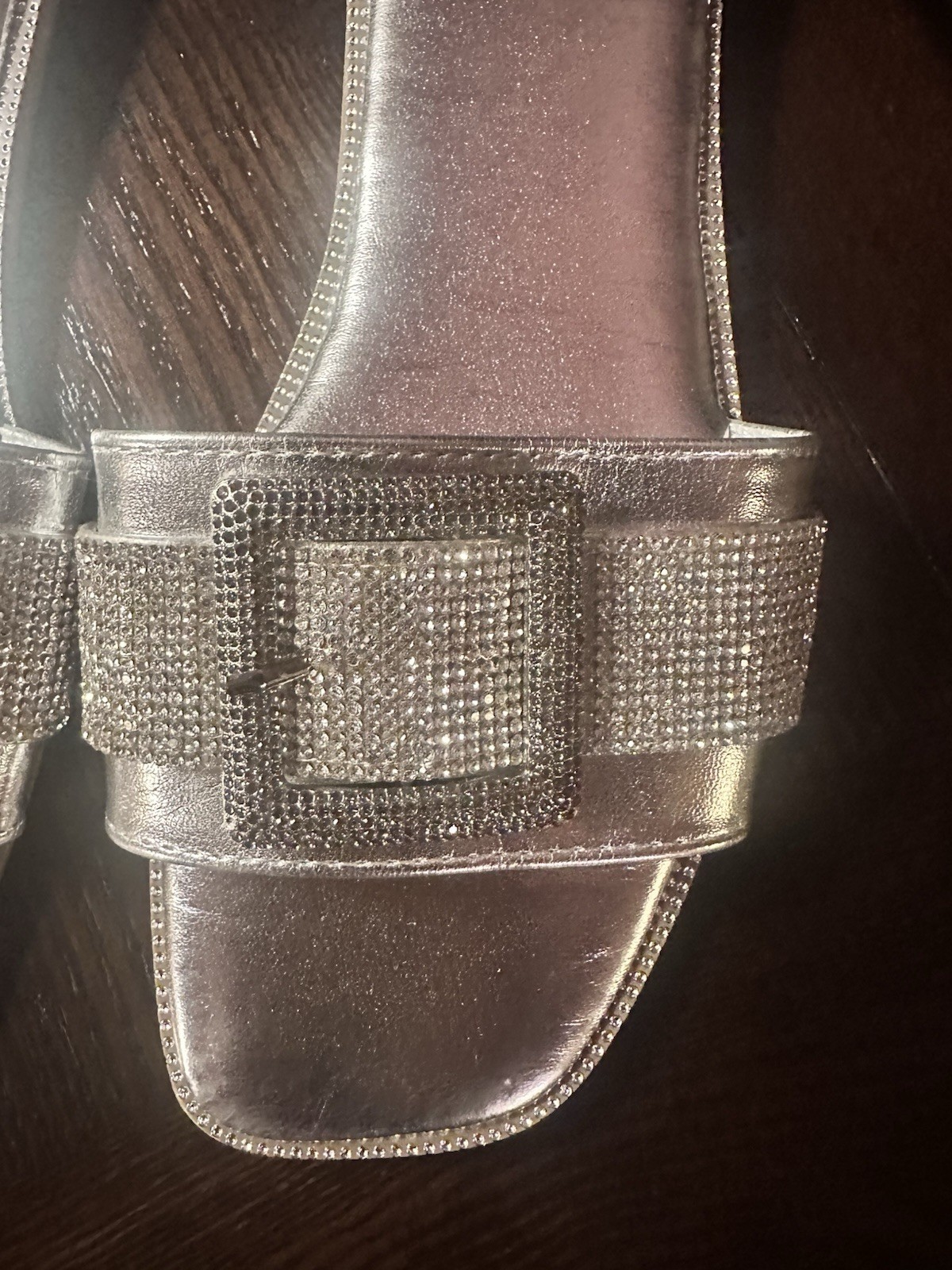 Rouge Helium Glitter Silver Slip-On Flat Sandals Women’s Size 12M