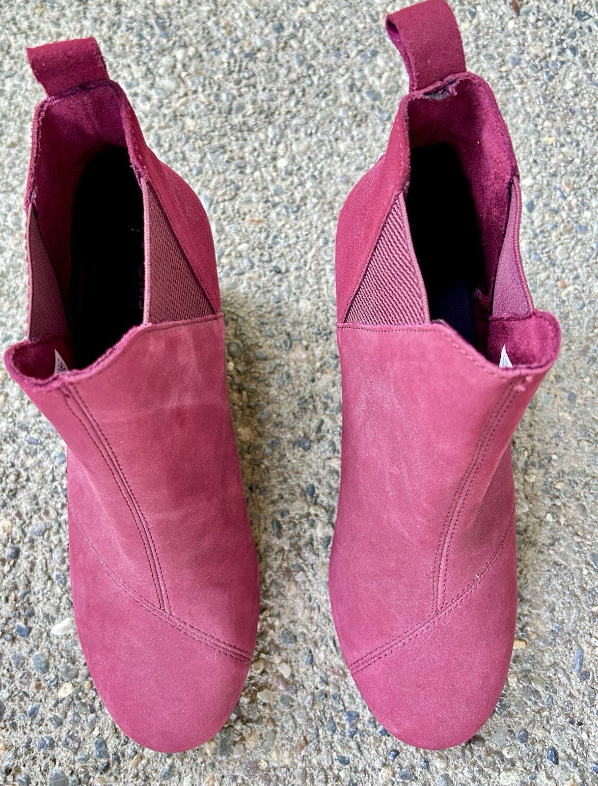 TOMS Kaia Womens Ankle Booties Sz 8 Rose Suede Slip On Round Toe Wedge “MINT”