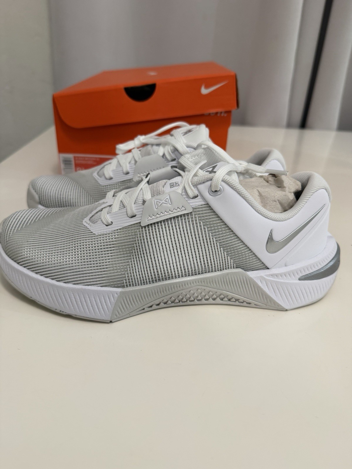 Nike Metcon 10 Lace-Up Low Top Mesh Training Shoes HQ2620-100 White/Grey