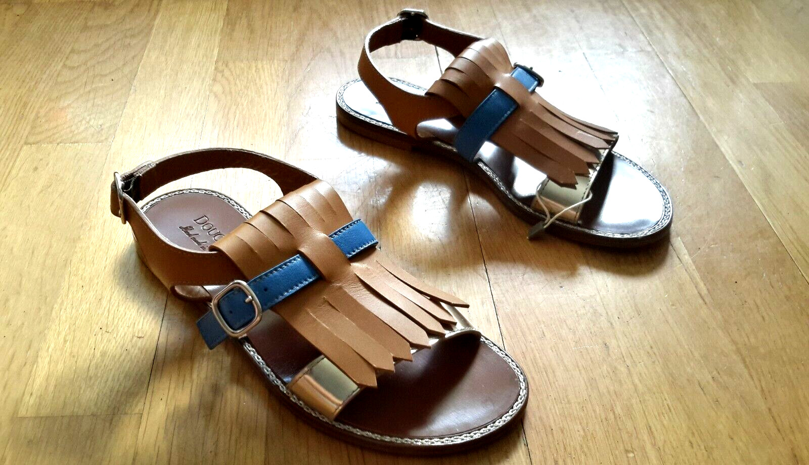 NEW DOUCAL’S LUXURY ITALIAN DESIGNER sandals moccasin tan blue silver IT35 US5 3