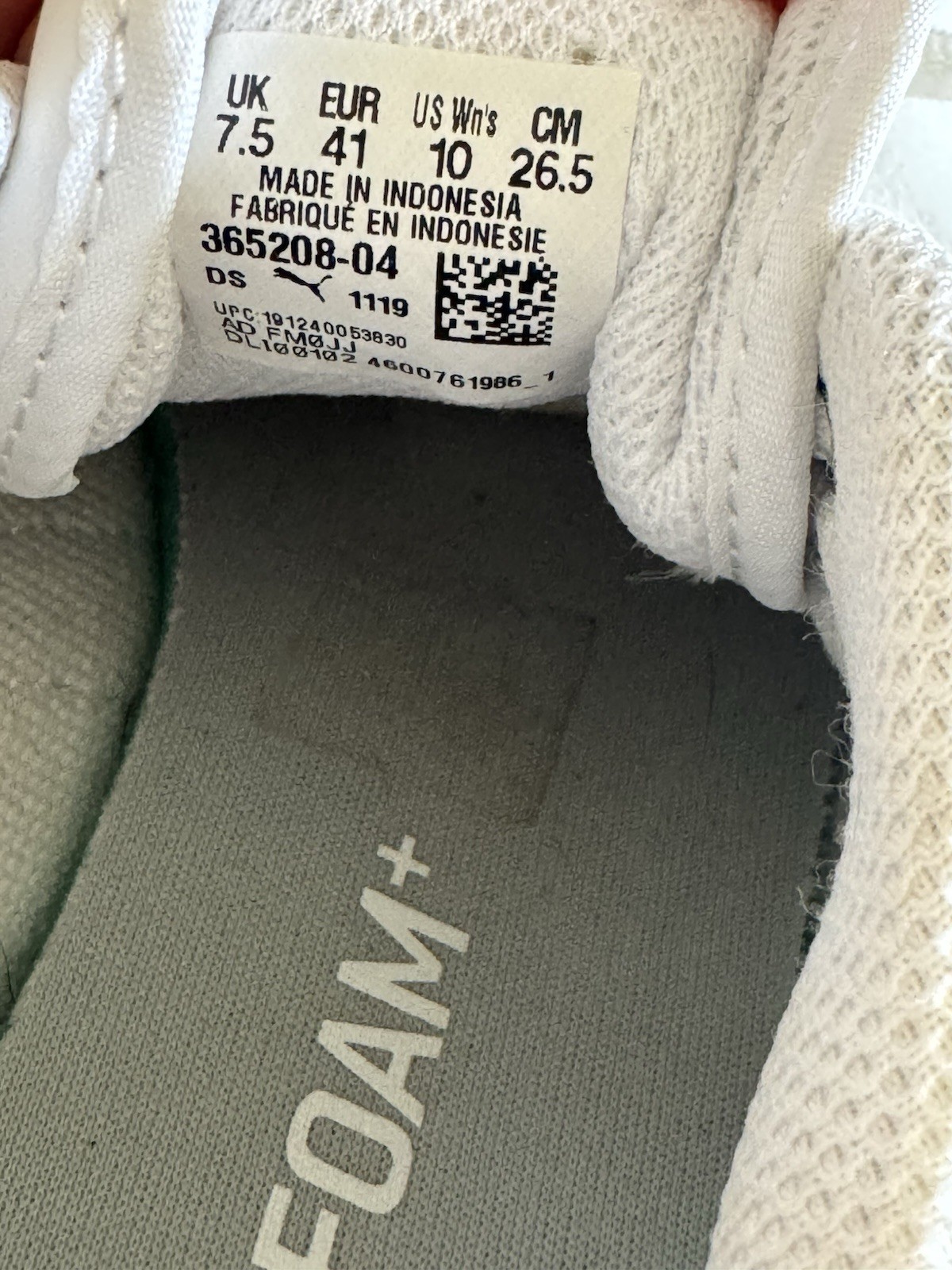 Puma Smash v2 Sneakers Womens 10 White Leather Worn 1X