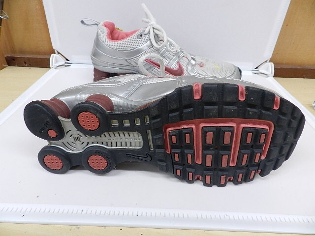 Nike Shox Womens CrossFit White Silver Pink Shoes 317421-161 Size 8