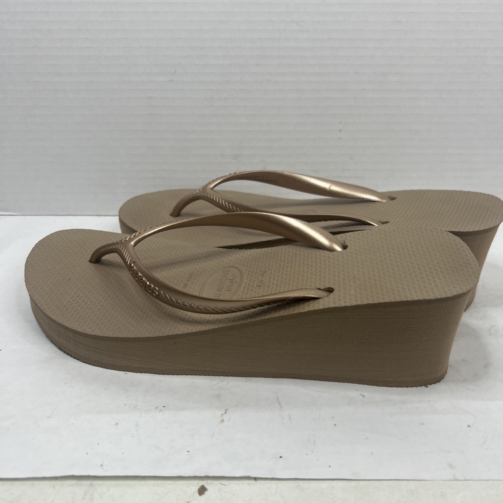 Havaianas Slim Flatform in Two color Flip Flop Sandal Women sz 7/8