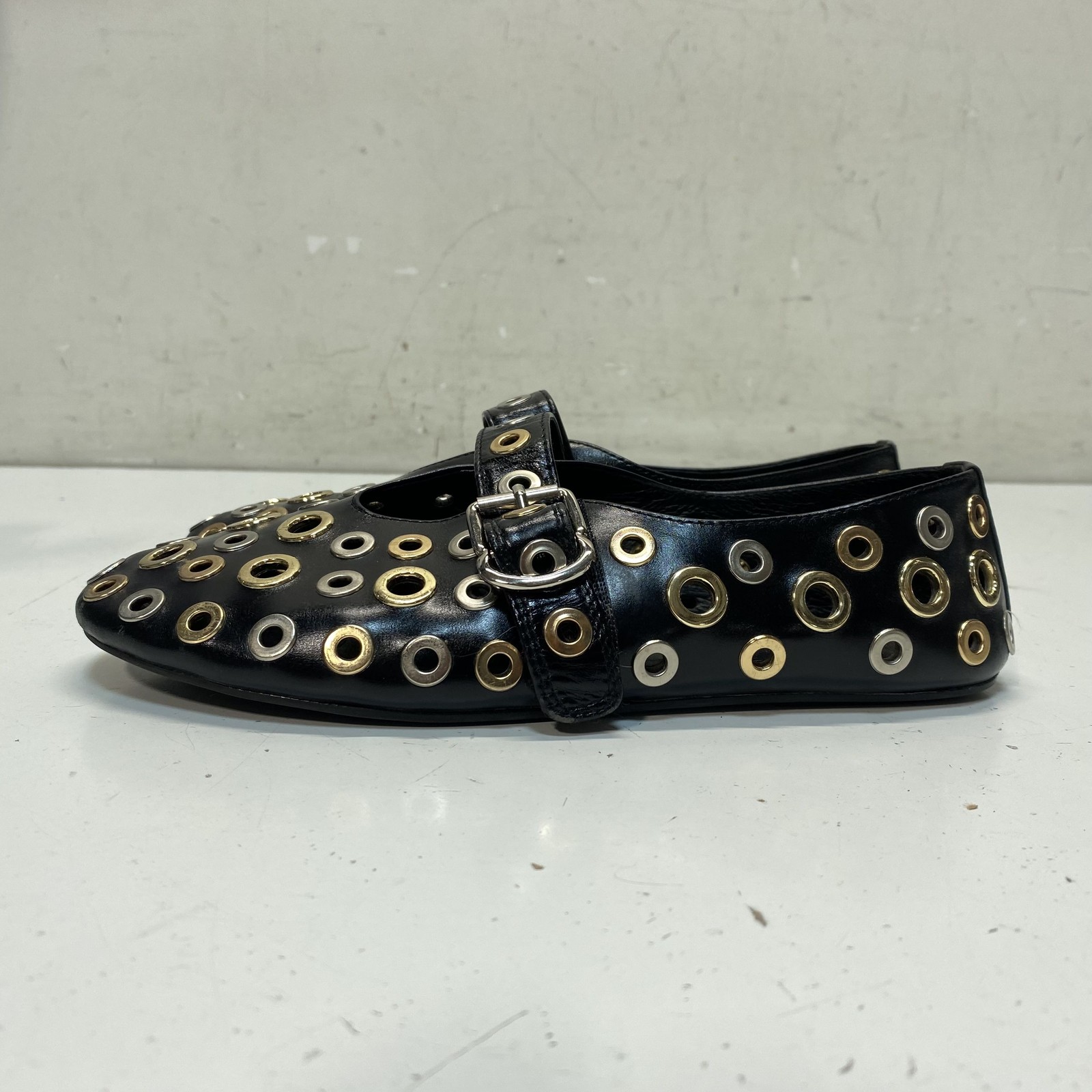 Jeffrey Campbell Black Leather Eyelet Grommet Buckle Mary Jane Flats Size 6