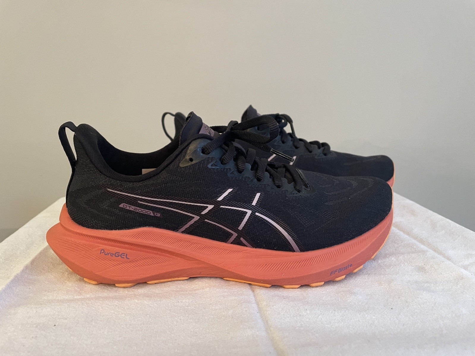 ASICS Women’s GT-2000 13 Shoes Size 8 Black/Dark Aubergine – Coral