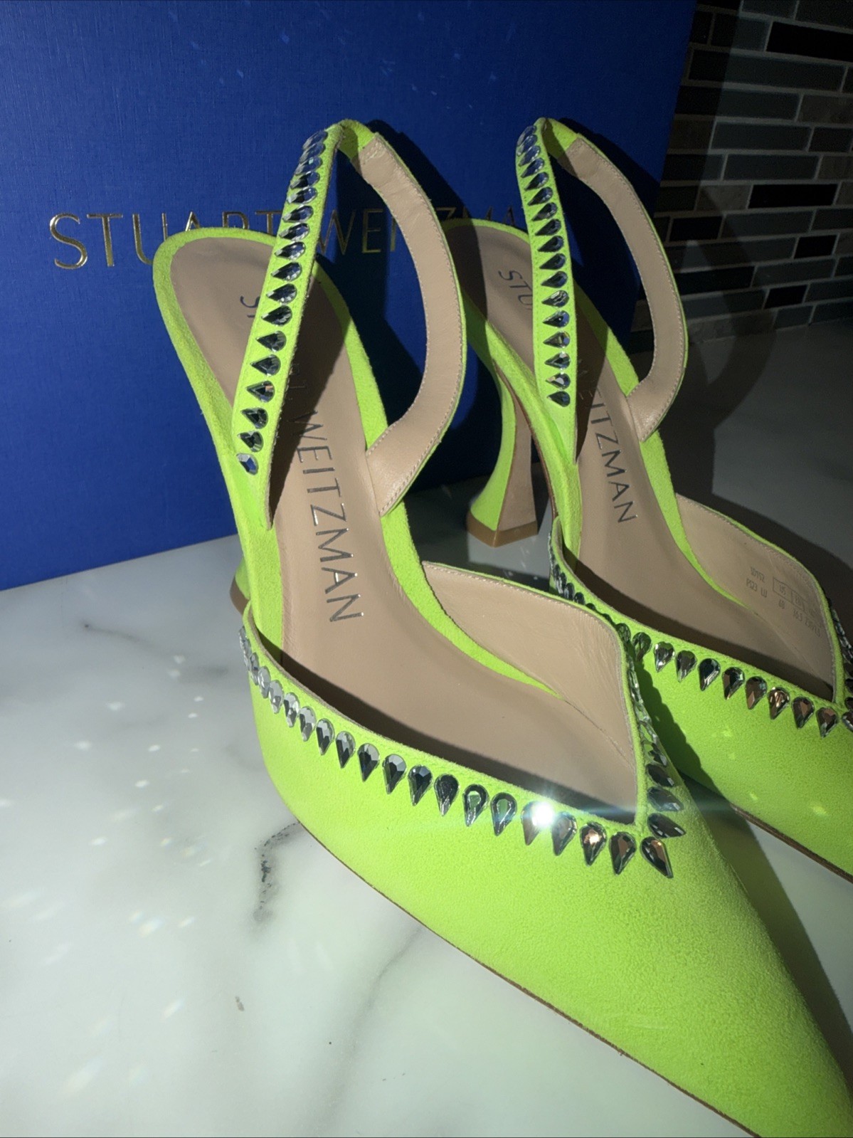 Stuart Weitzman GEMCUT XCURVE 100SLINGBACK Neon Green Suede Swarovski Crystal 6B