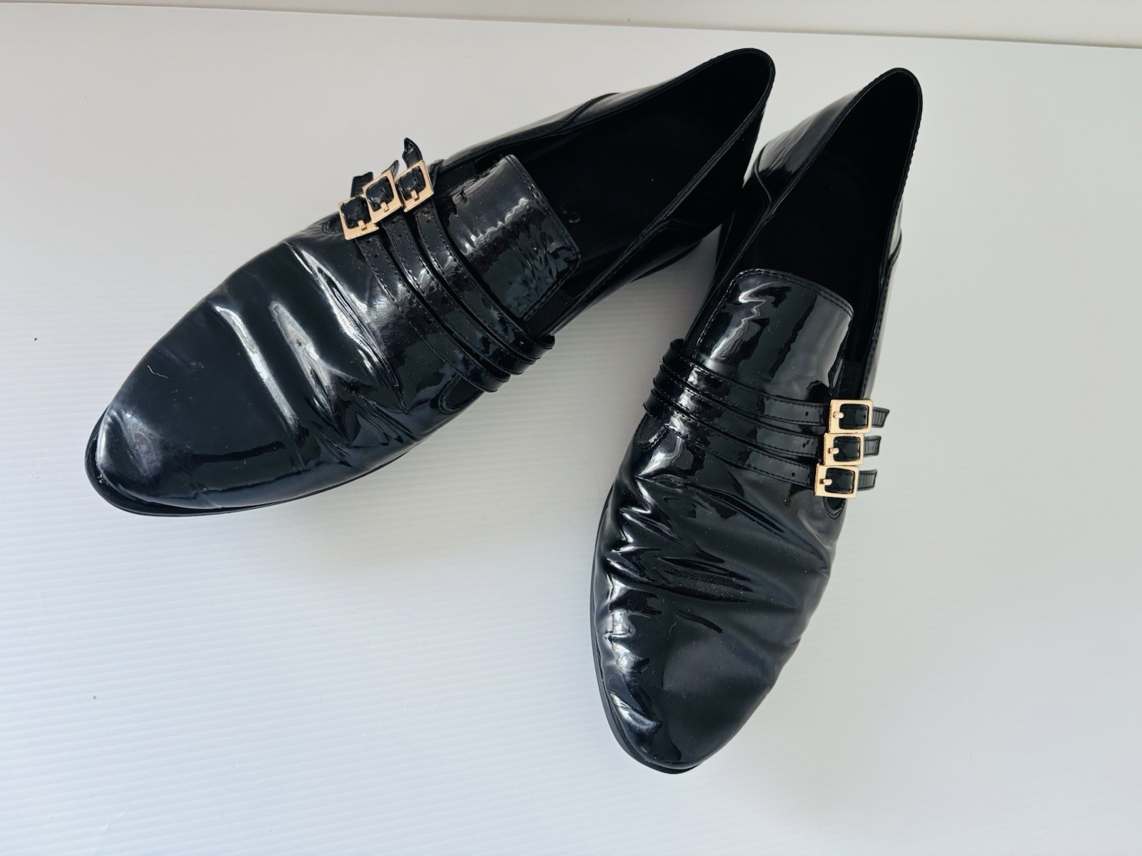Midas Black Patent Leather Loafers Triple Buckle Womens Shoes Size 40 / 9