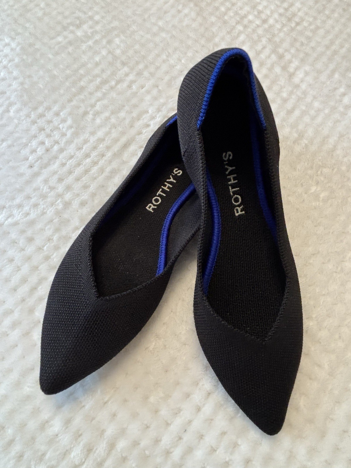 Rothy’s Women’s Pointed Toe Knit Slip-On Flats Black/Blue Trim Size 6.5