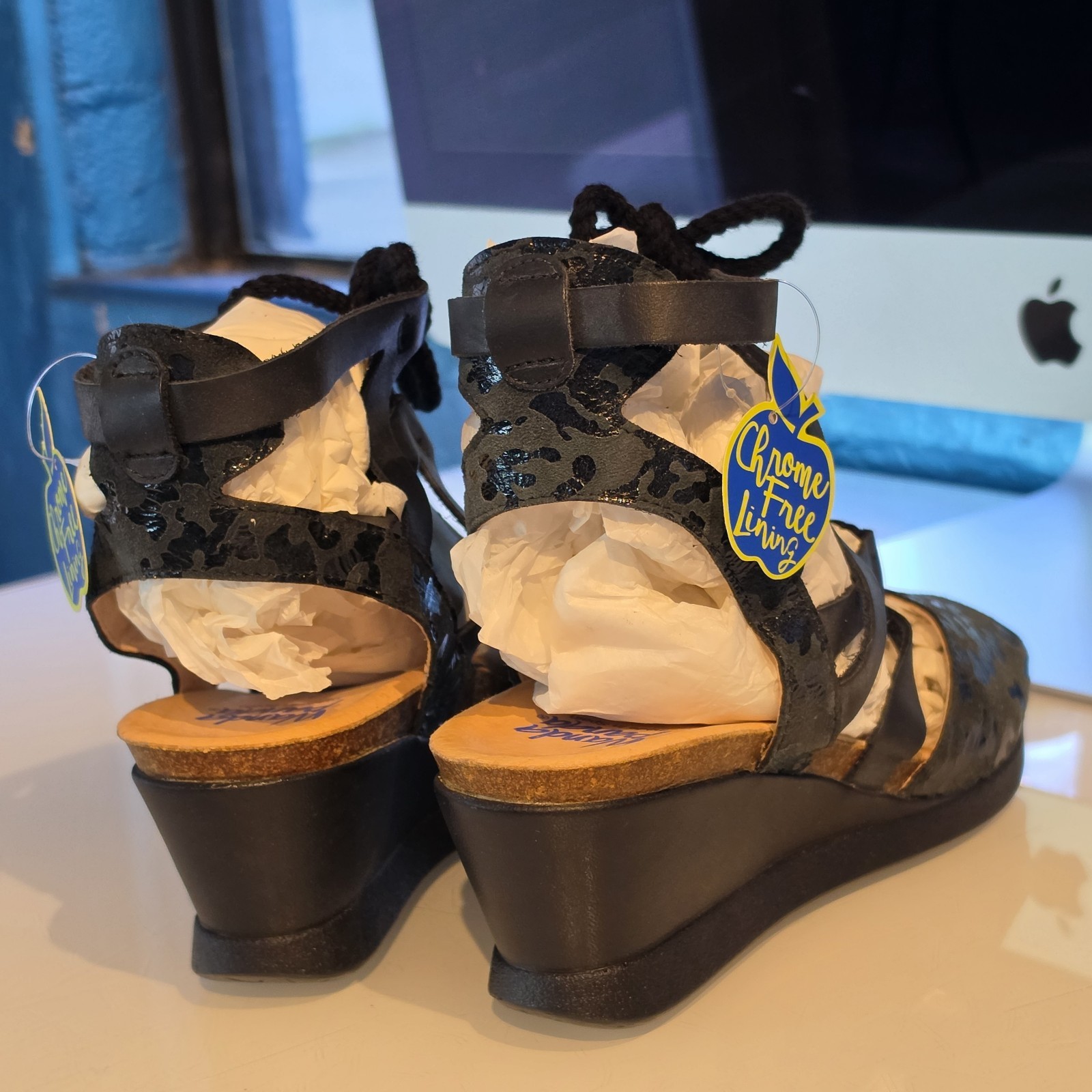 Wanda Panda Maddox Wedge Sandals EU 37 US 6.5-7 Black Leather Leopard Spain