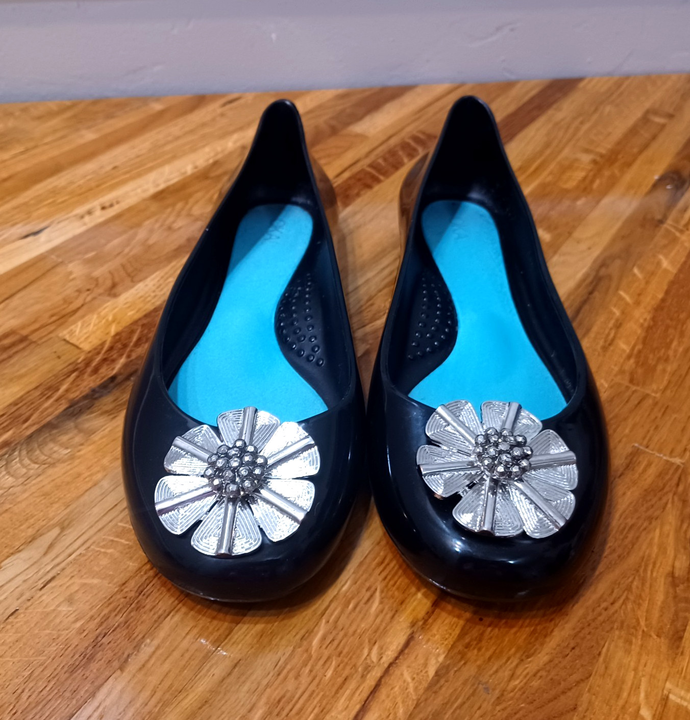 OKA B Women’s Size 8US/38EU Charcoal Black Skimmers Jelly Medallion Ballet Flats