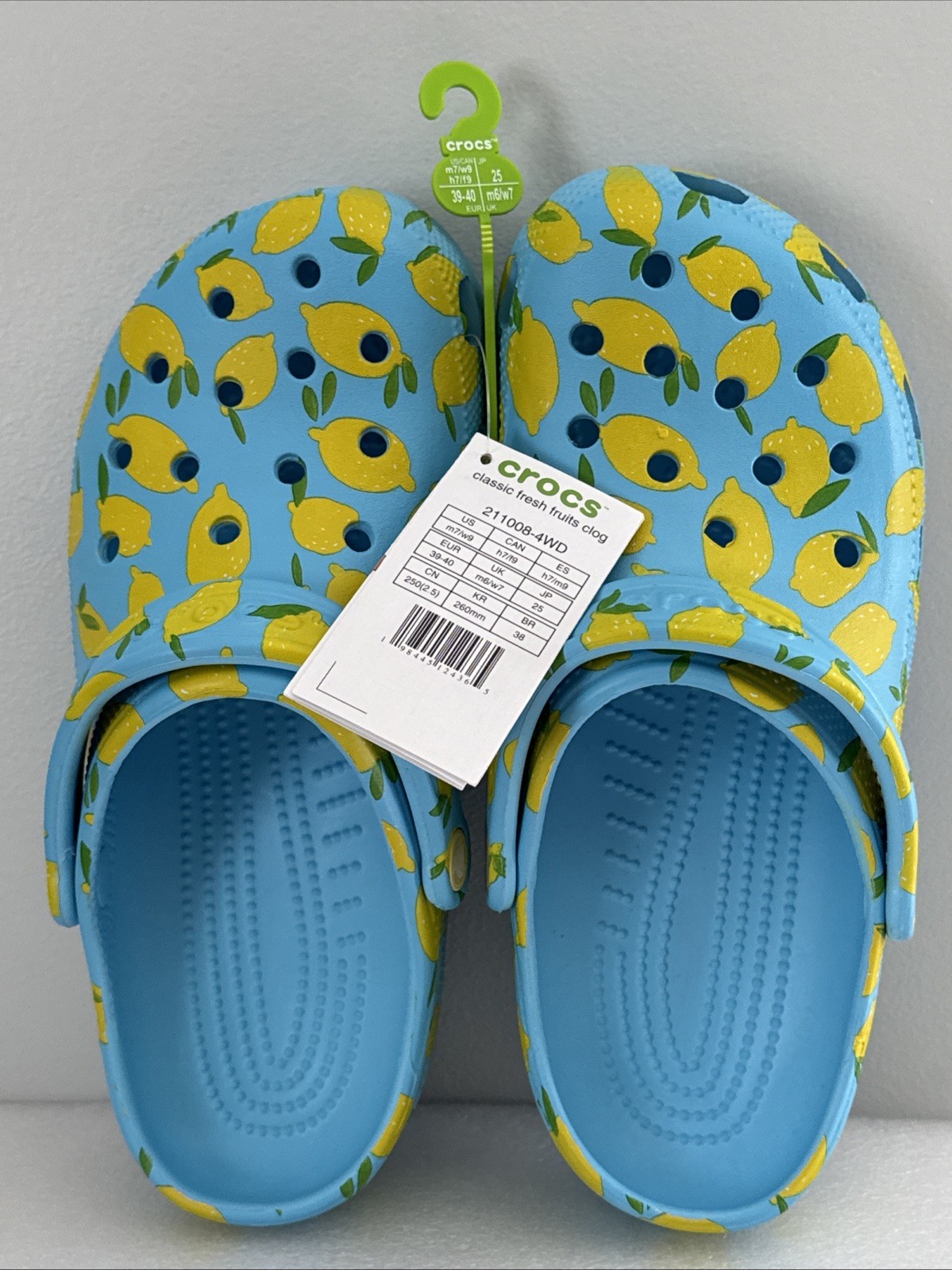Crocs Classic Fresh Fruits Clog Lemons Womens 9 Blue / Yellow / Tinted Glass