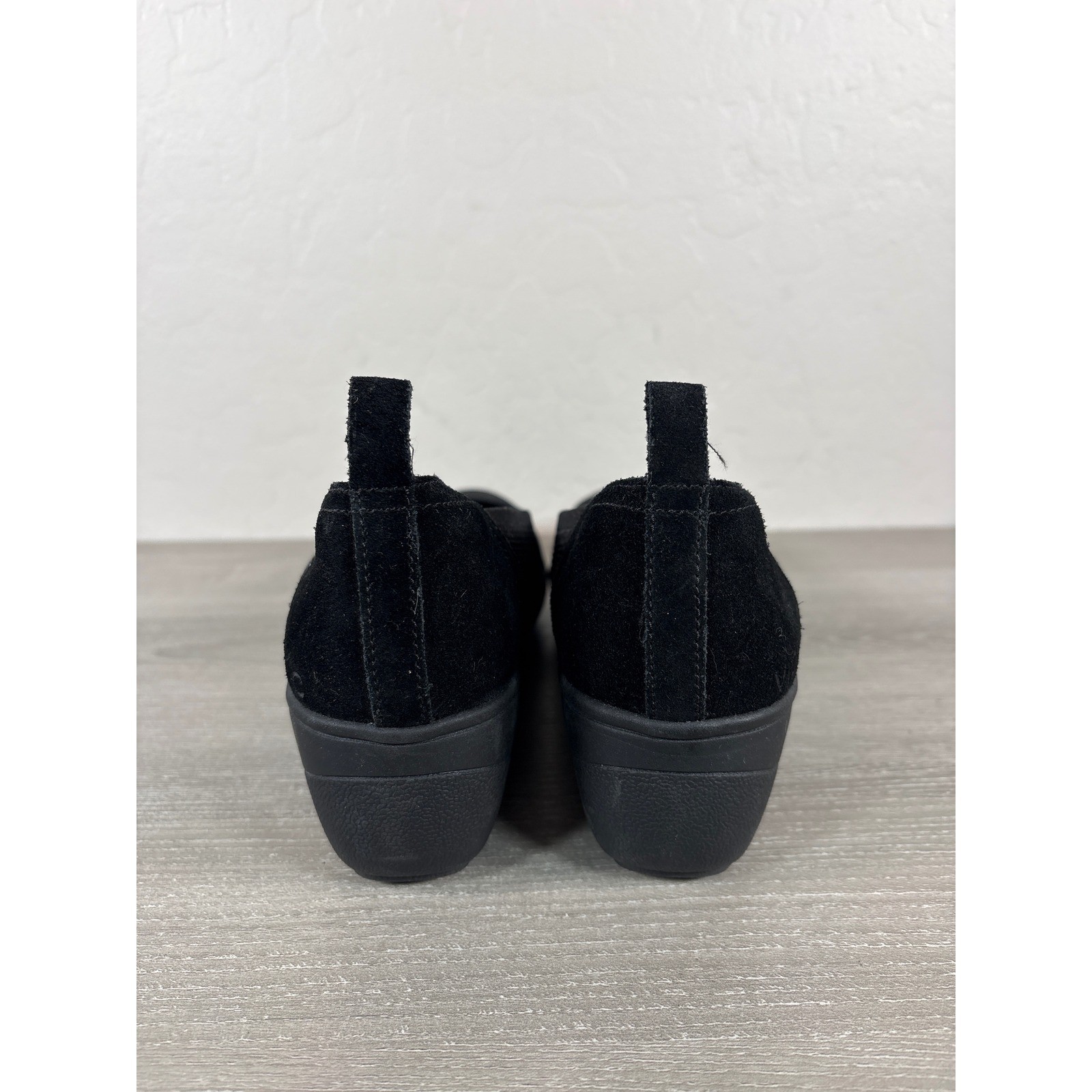 Vionic Jacey Knit Black Fabric Upper Slip-On Wedge Casual Comfort Shoes Sz 7.5