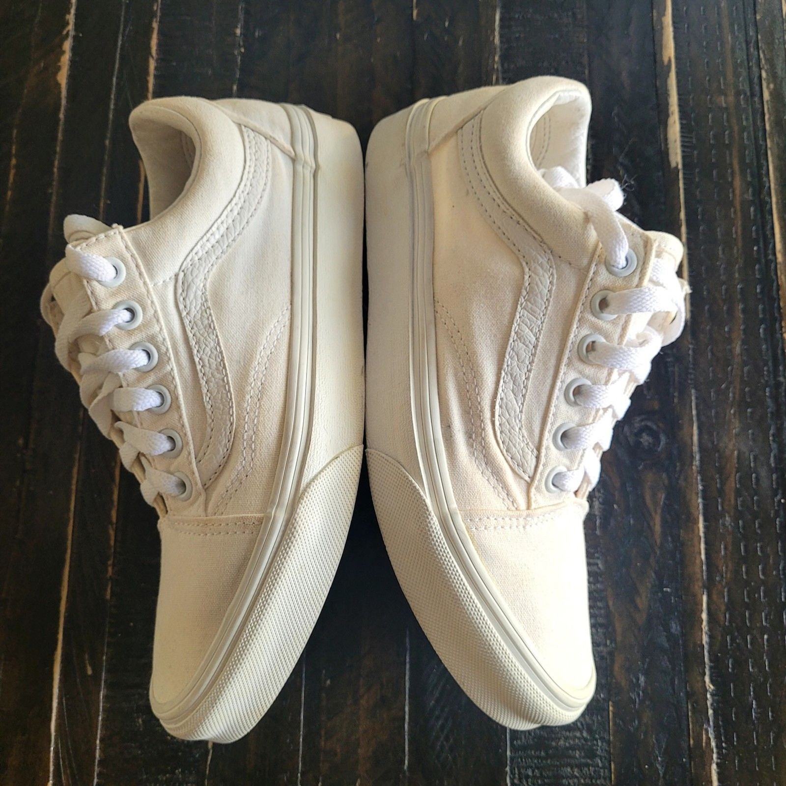 Vans Old Skool Unisex White/Marshmallow Low Top Lace-Up Sneakers Men 5 Women 6.5