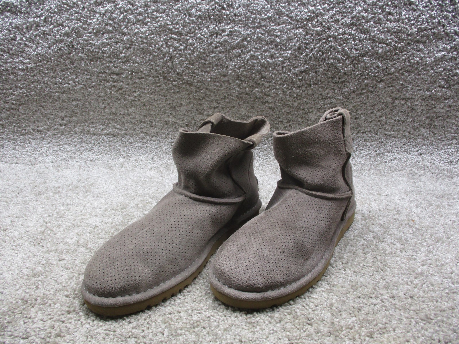 UGG Classic Unlined Mini Perf Boots Womens Size 8 Gray Suede Perforated 1016852