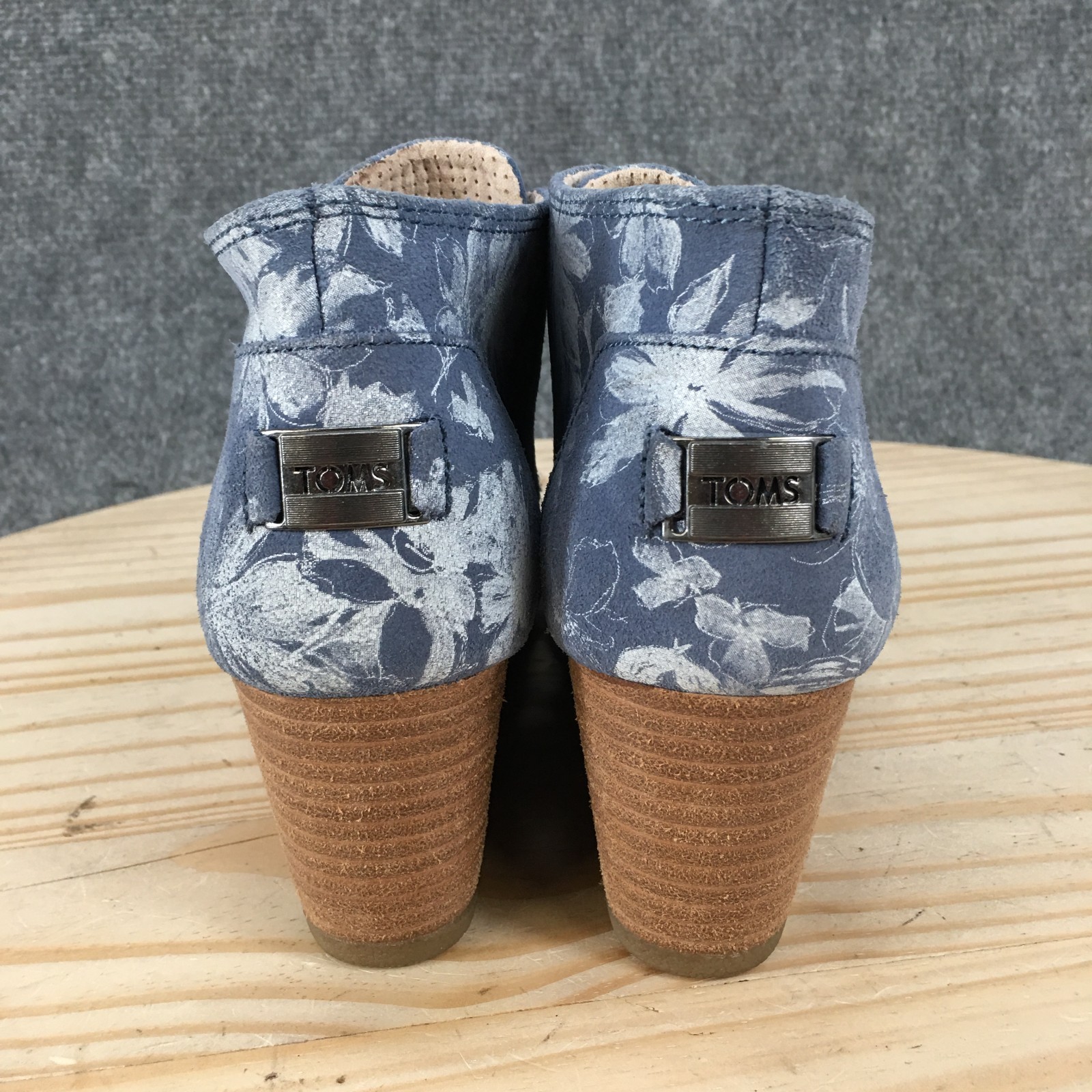 Toms Desert Boots Womens 6.5 Ankle Bootie Floral Print Casual Wedge Heels Blue
