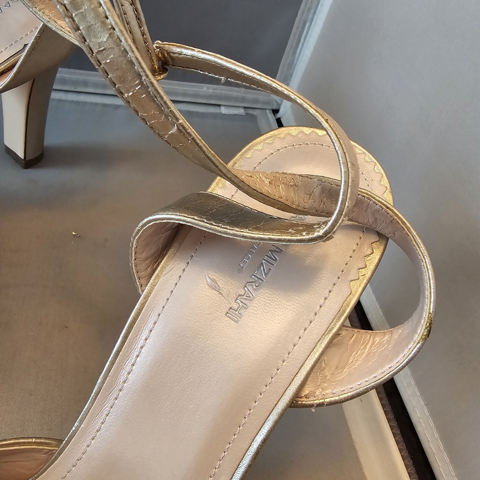 ISAAC MIZRAHI for Target Size 12 Erin Leather Outsole Man Made Upper Made China