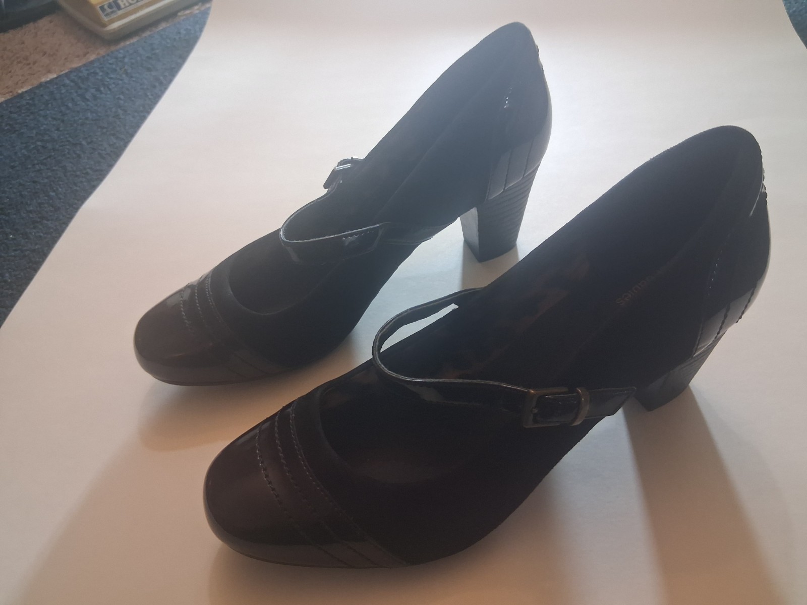 CLARKS ‘Jewell Blush’ Suede Leather Mary Jane Pumps BLACK 9M Hard to Find!