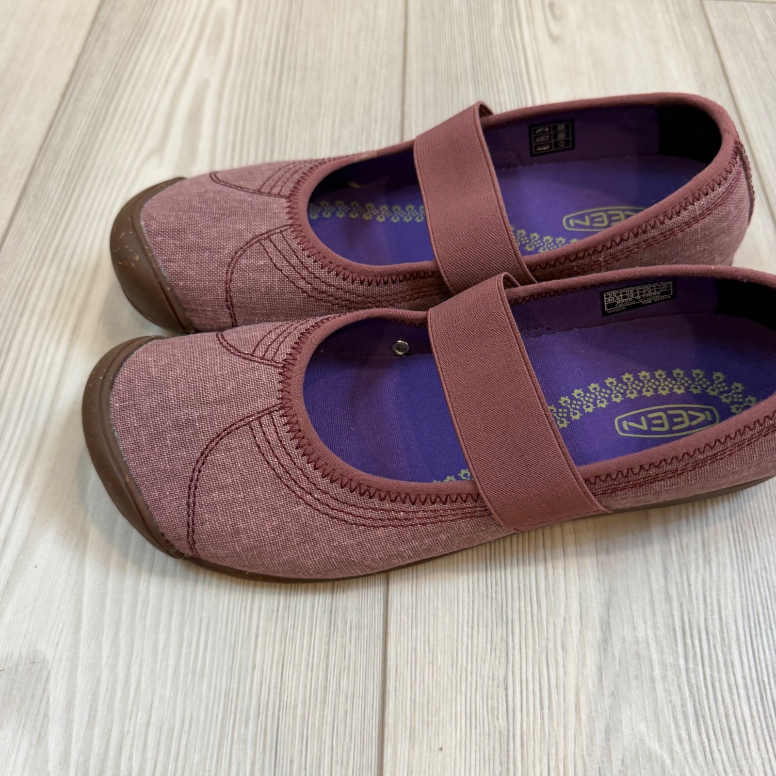 Keen Sienna MJ Canvas Mary Jane Flats Tawny Port Burgundy Womens 10 1010220 NEW