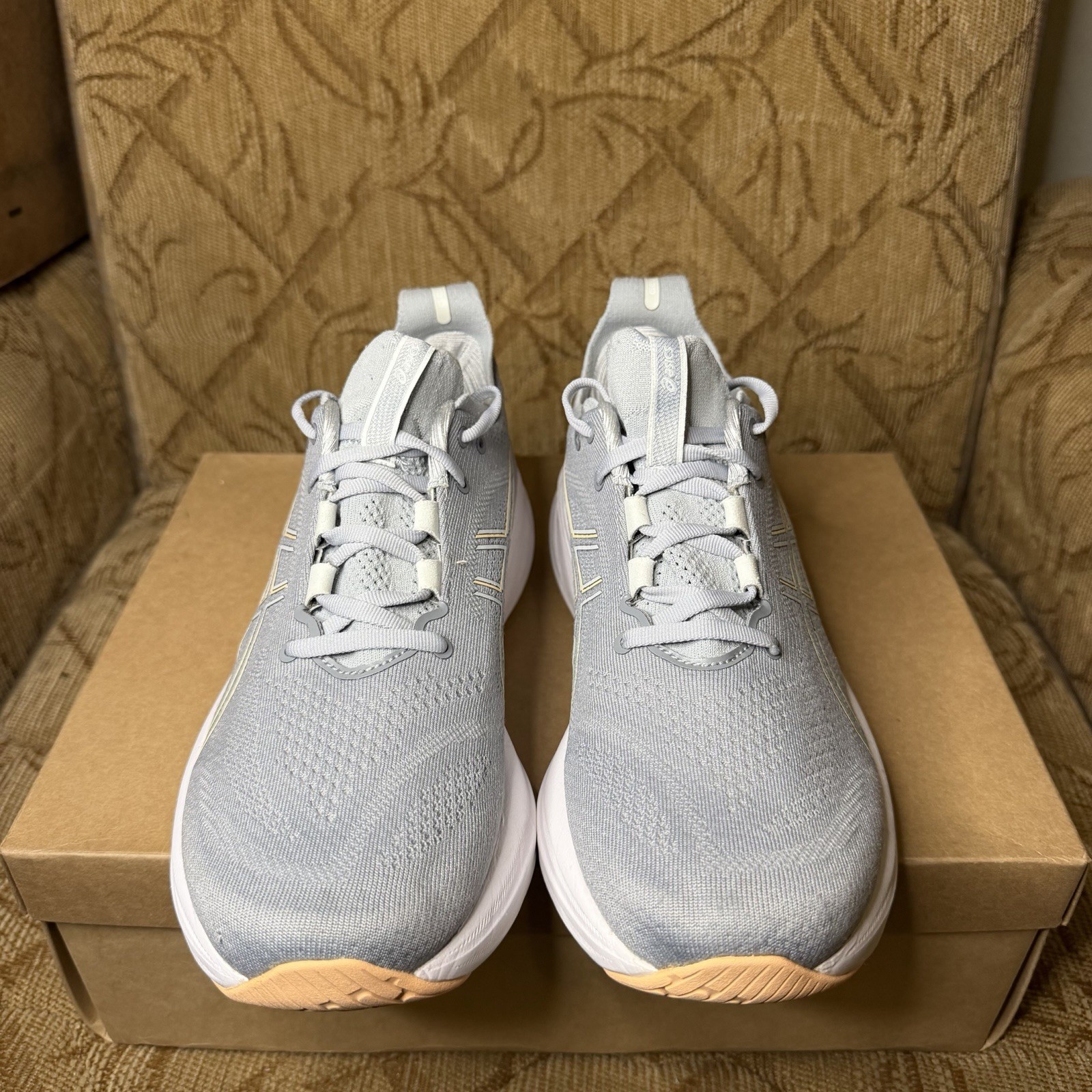 ASICS Gel-Nimbus 26 Shoes Women’s 10.5 Grey Road Running Athletic Gym Sneakers