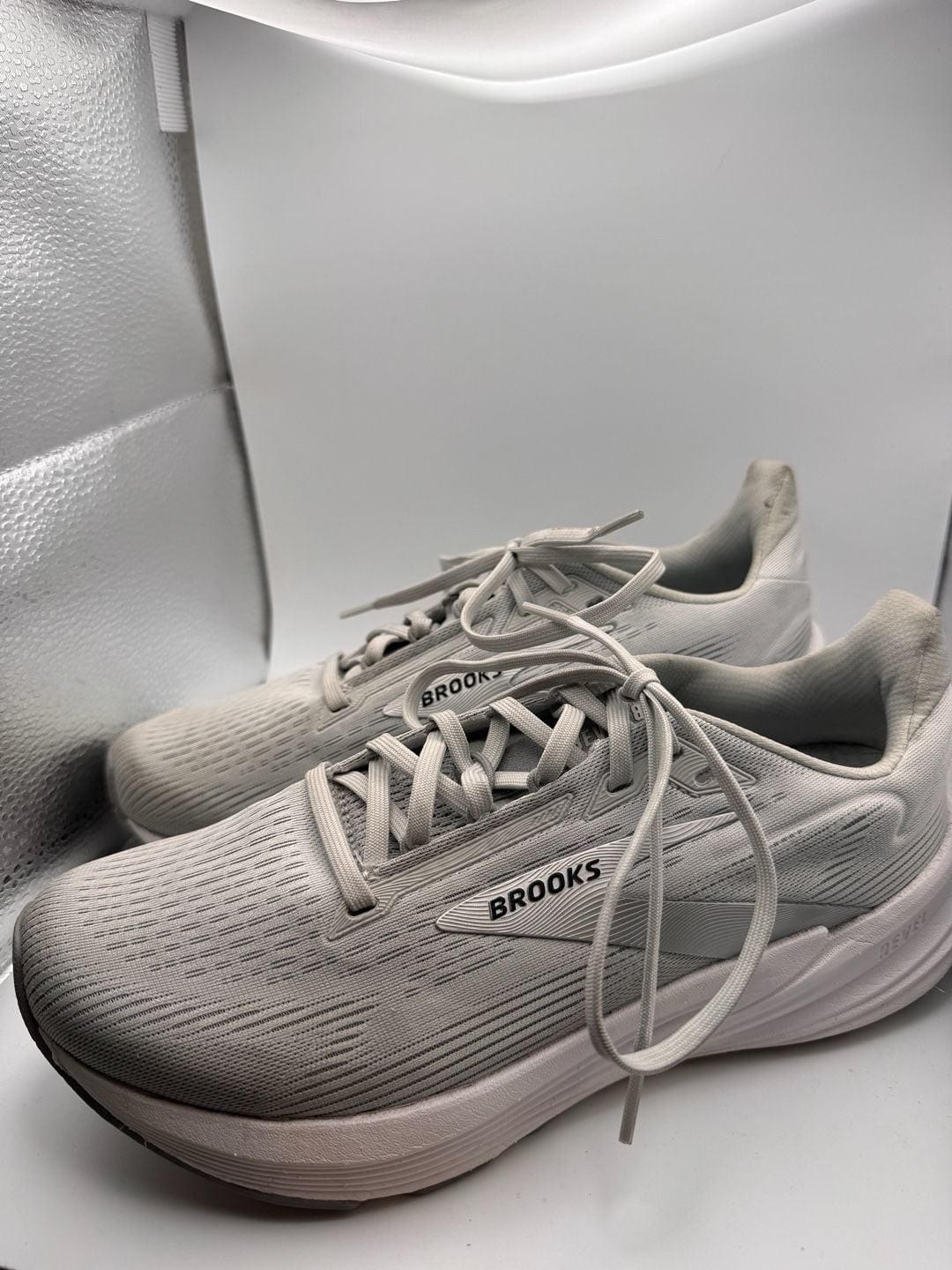 Brooks Revel 6 Oyster/Alloy/White Women’s Running Shoes