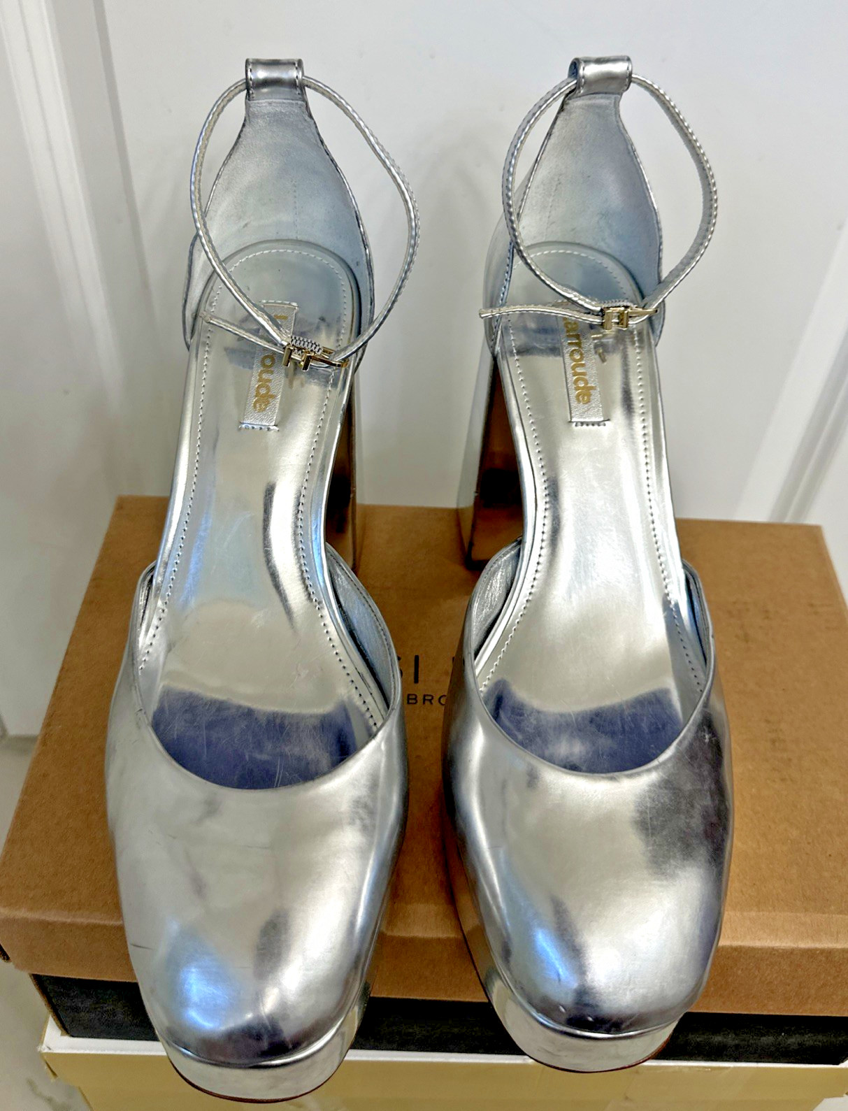 Larroudé Women Size 9.5 Ari Pump Platform Mary Jane Heels Silver Specchio Mirror