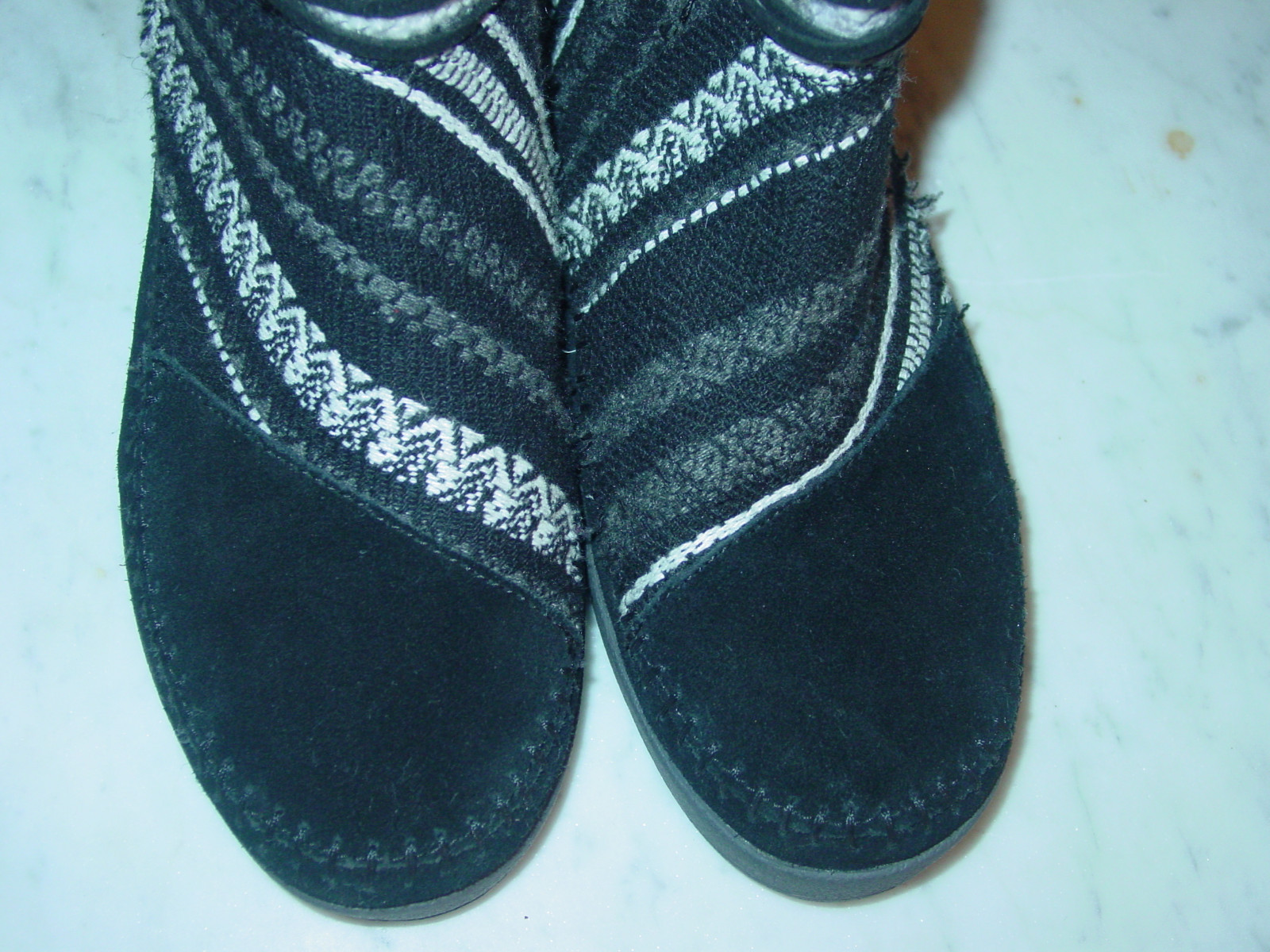Toms Nepal Women’s Black Suede Textile Mix Faux Fur Lined Boots! Size 9 $99