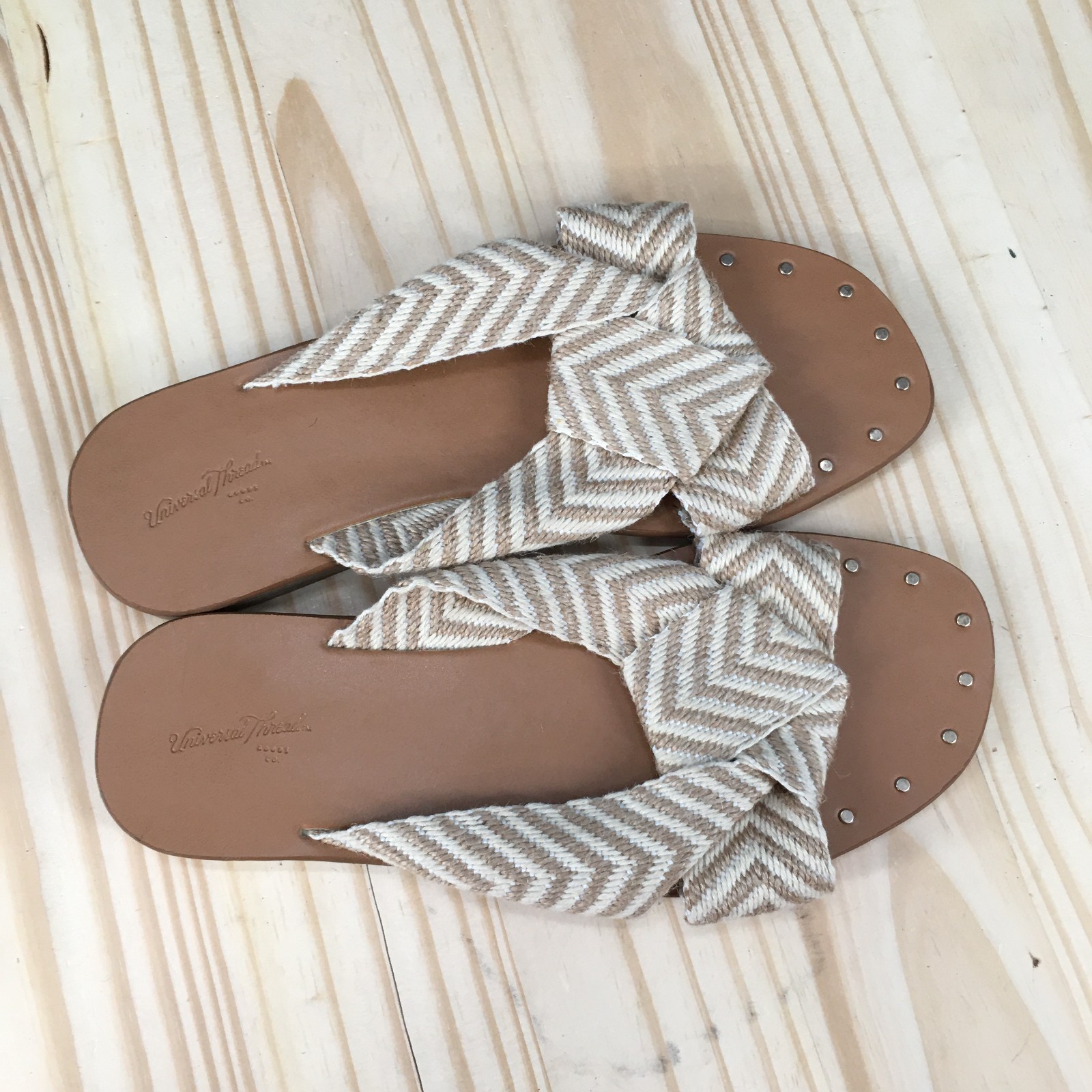 Universal Thread Louise Sandals Womens 7 Slide Slip On Flats Striped White Brown
