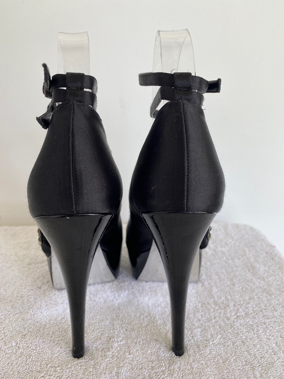 H BY HALSTON SEXY BLACK JEWELED SATIN PLATFORM GRETA PARTY HEELS 7.5 M