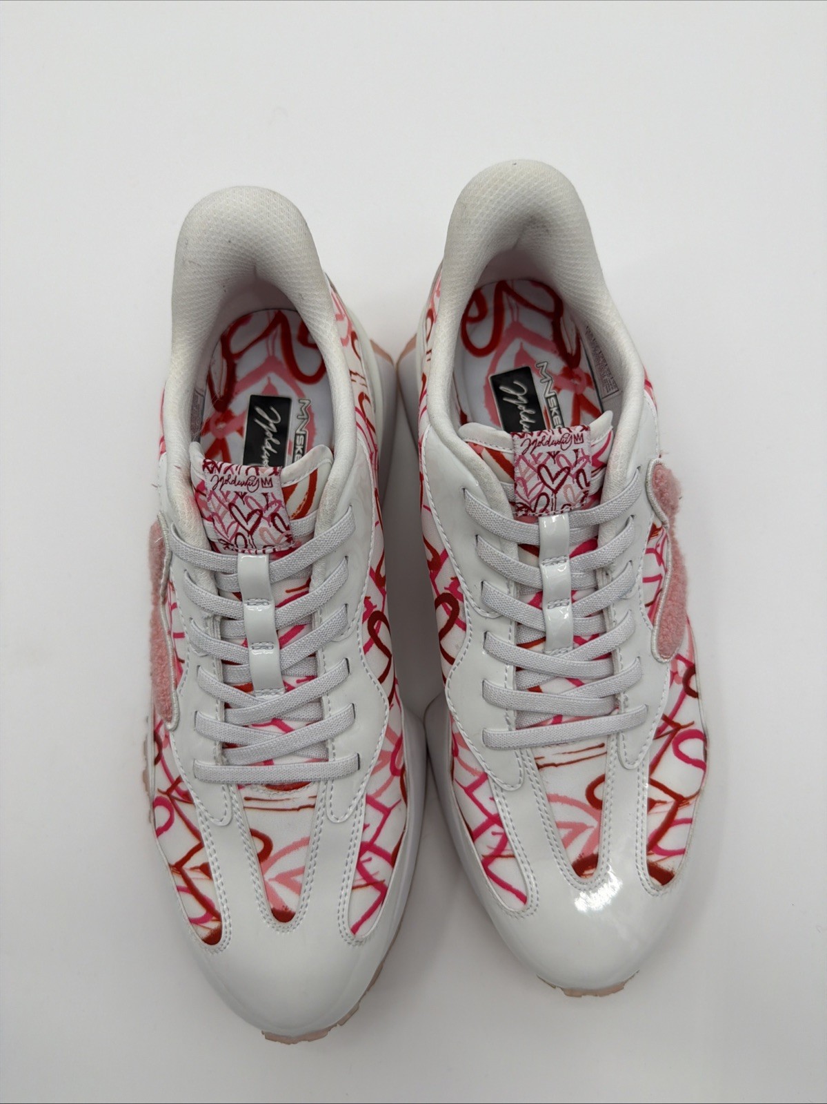 NEW Rare Skechers Mark Nason Pink, Red, White Heart Artsy Art Decor Size 10 Love
