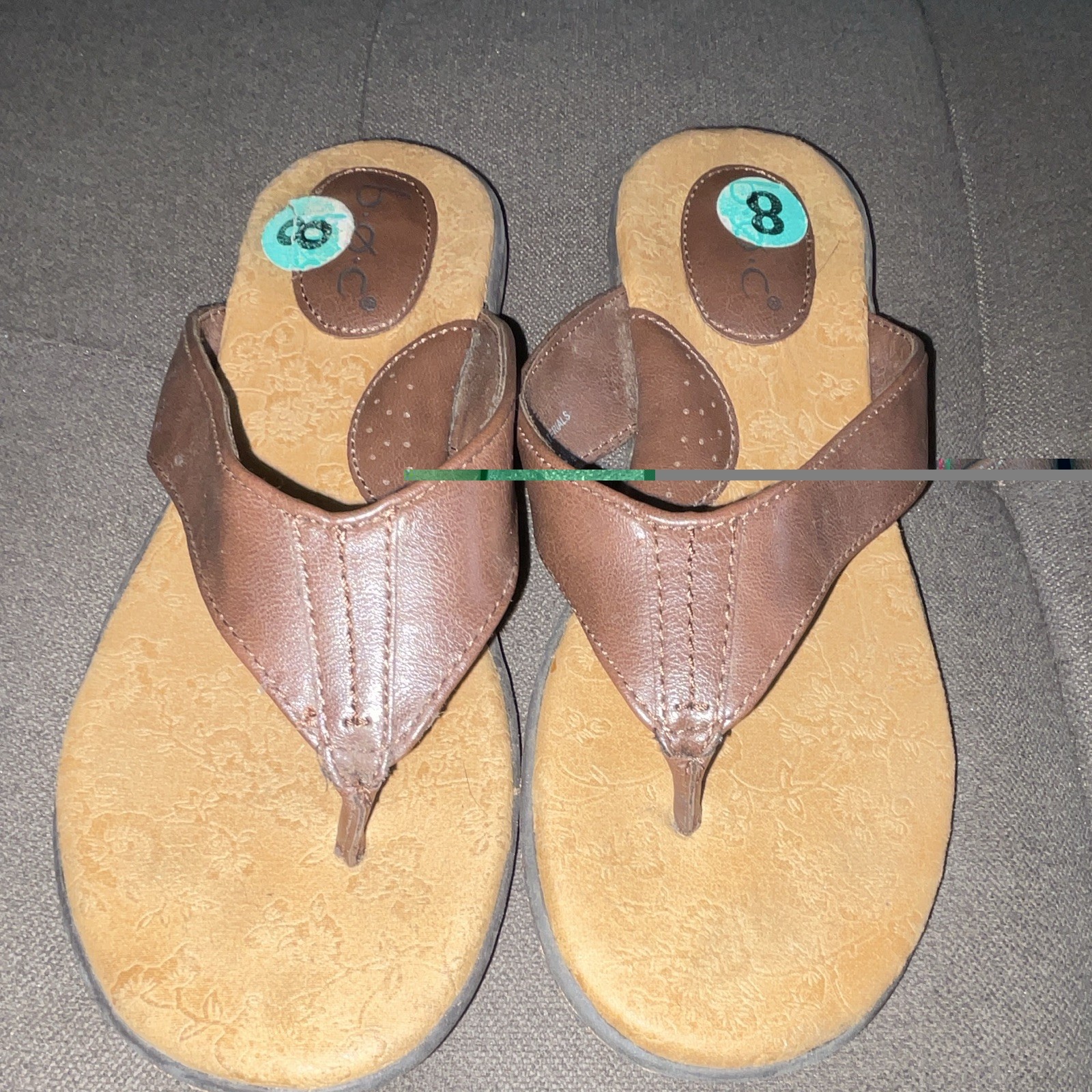 BOC Women’s Brown/Beige Thong Sandals Size 8 Slip On Stitched Rubber Sole
