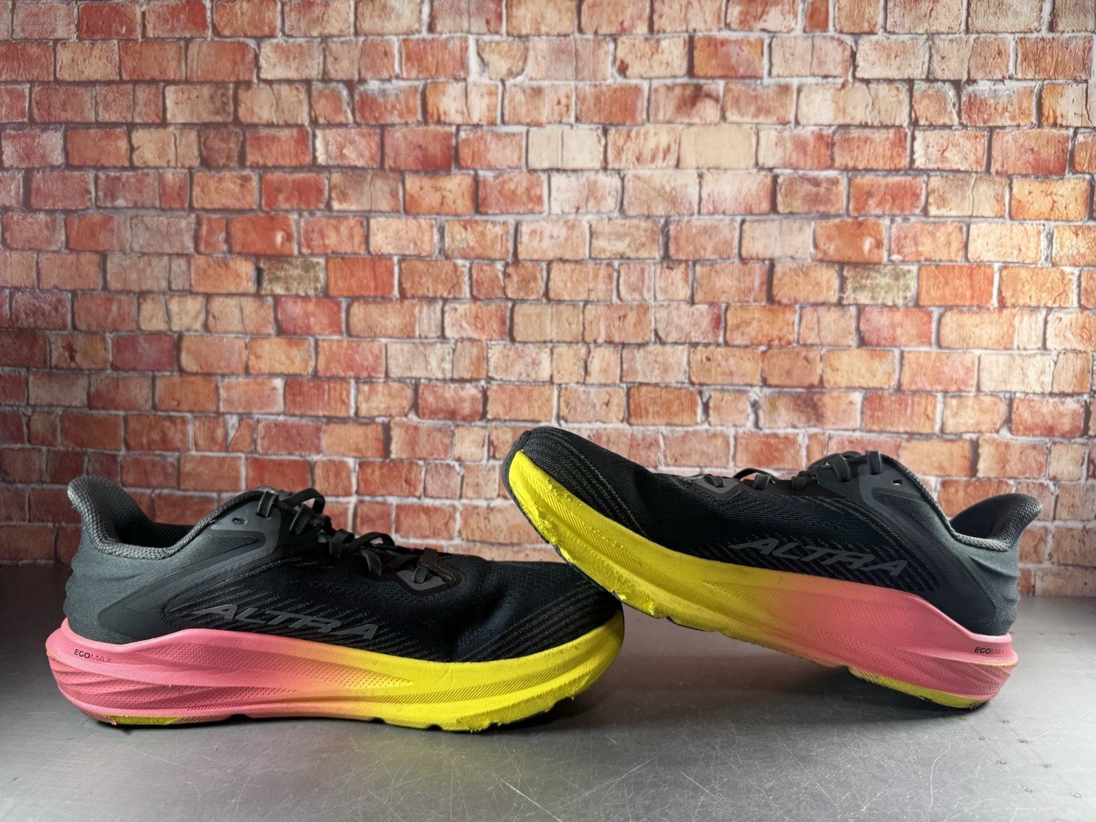 Altra Torin 8 Womens Size 10 Black Yellow Athletic Running Walking Shoes ⚡️