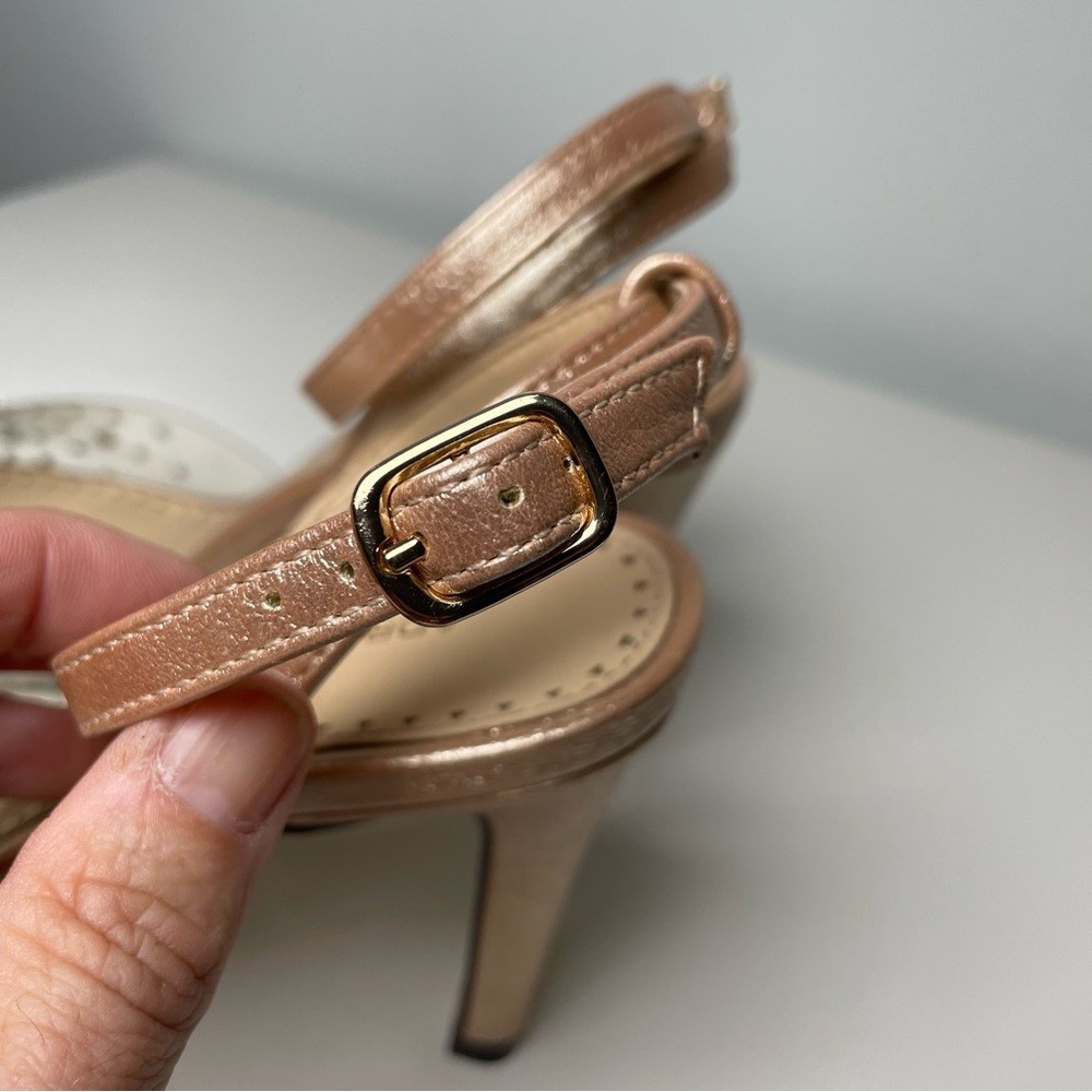 Adrienne Vittadini Nude Clear Rhinestone Heels – Size 7