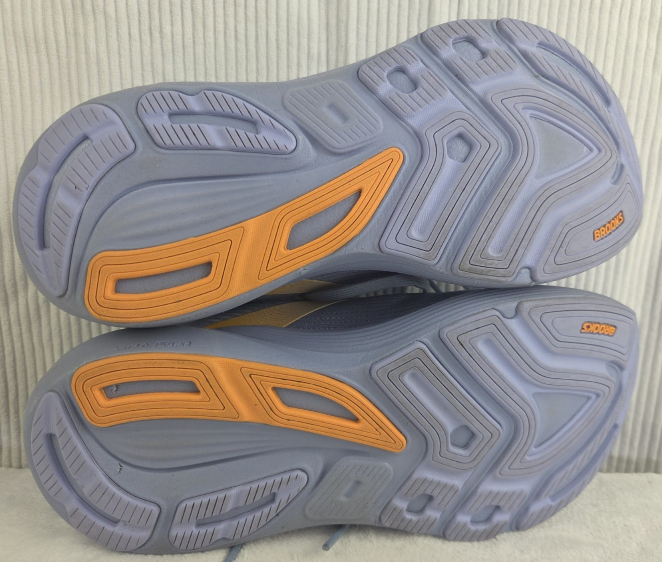 Brooks Revel 8 Running Shoes Women’s Size 8B Purple Cushioned Athletic Sneakers