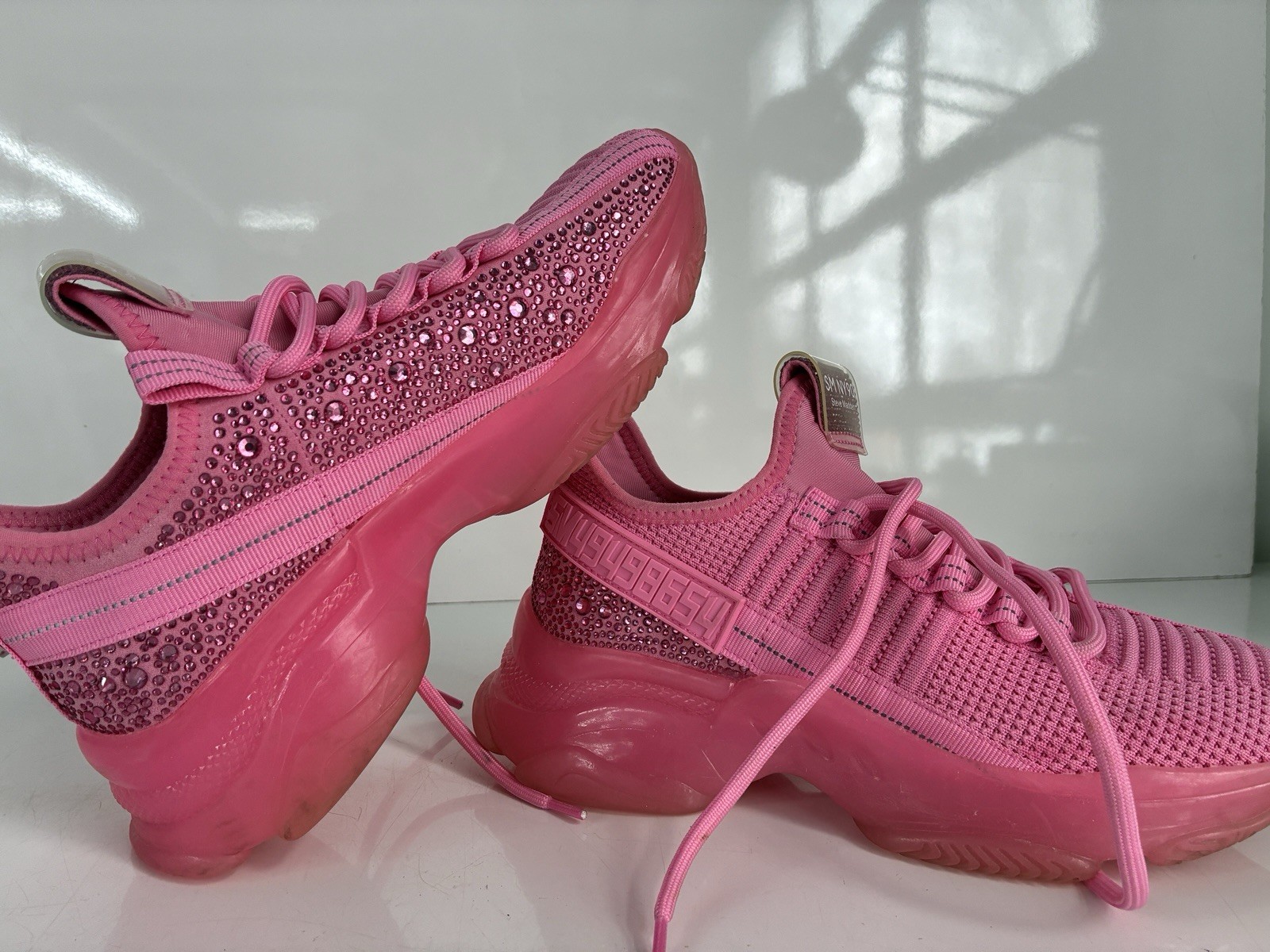 STEVE MADDEN Women’s Hot Pink MAXIMA SM NY90 RHINESTONES SNEAKER-Size 8.5 M