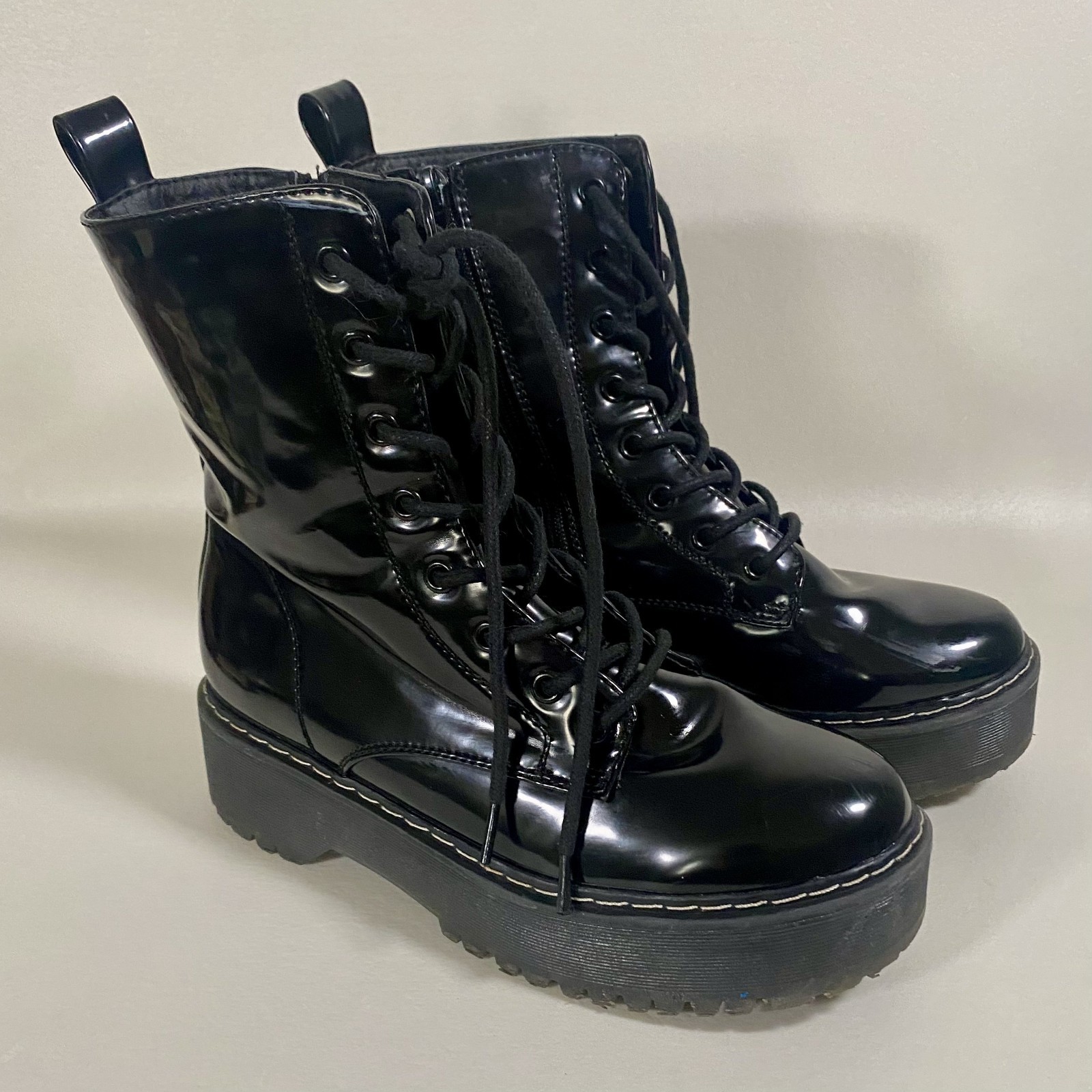Unionbay Kiwi Combat Boots Womens 7M Black Patent Platform Lug Sole Goth Y2K