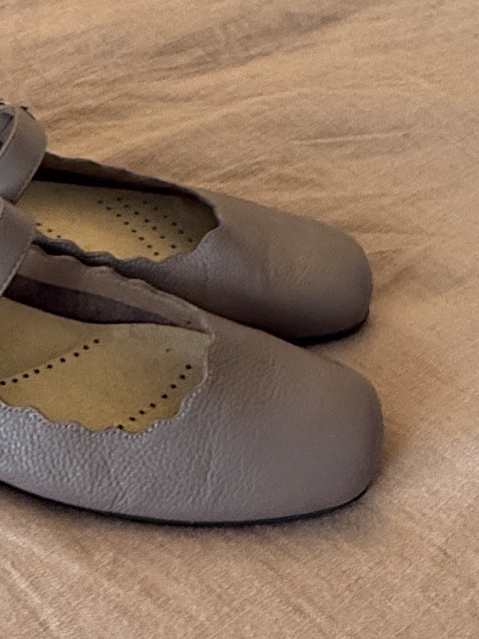 Trotters Sugar Mary Jane Shoes Flats Taupe Leather Size 10 Narrow Woman’s