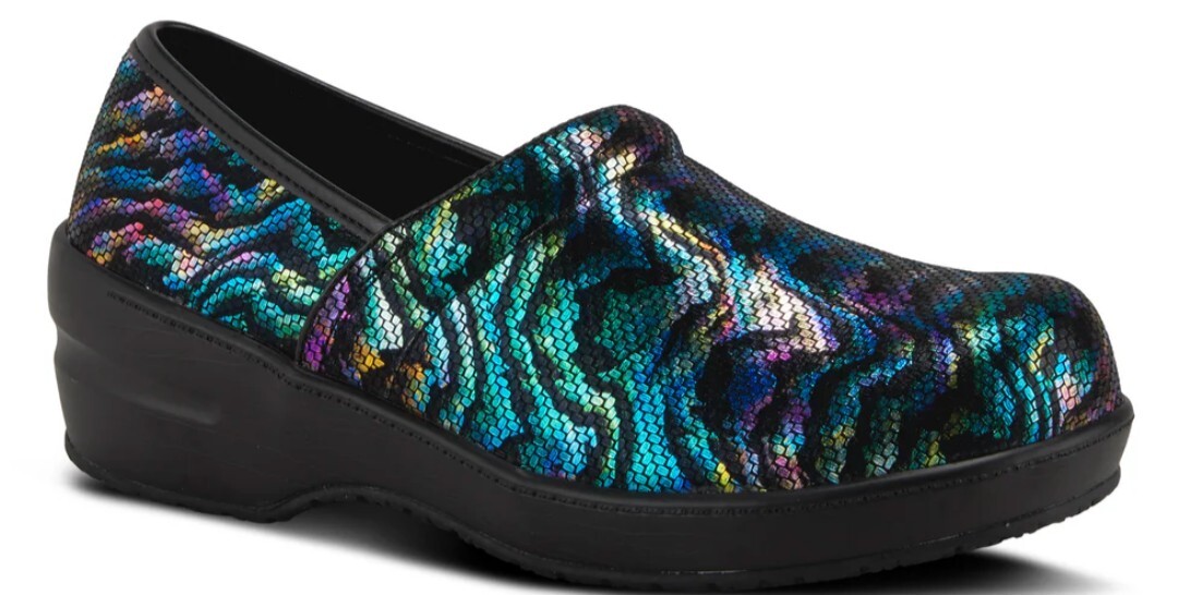 Spring Step Slip On Women’s Nursing Clogs Sz 6 Shoes Black Metallic Tiger Print