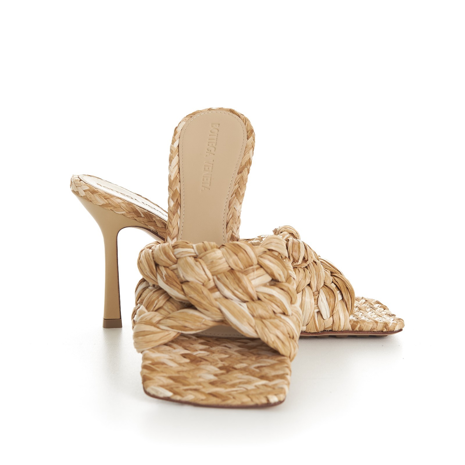 BOTTEGA VENETA 1050$ Raffia Mule Sandal – Square Toe, Macadamia