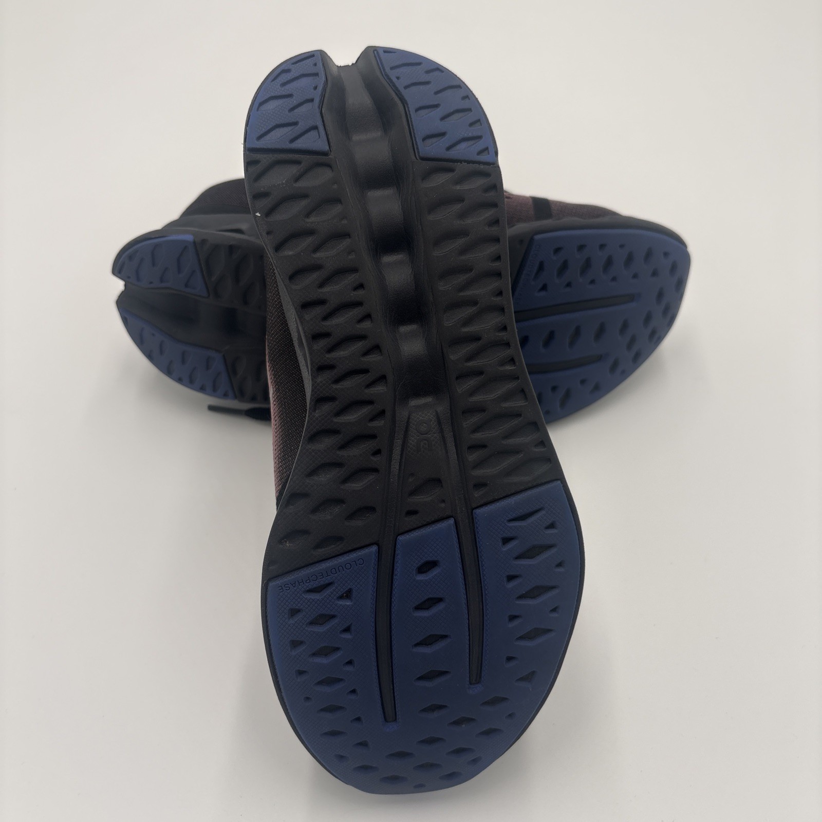 On Cloud Cloud Surfer Black Cobalt Blue Womens Size 7 Shoe Cloudtec Phase CLEAN