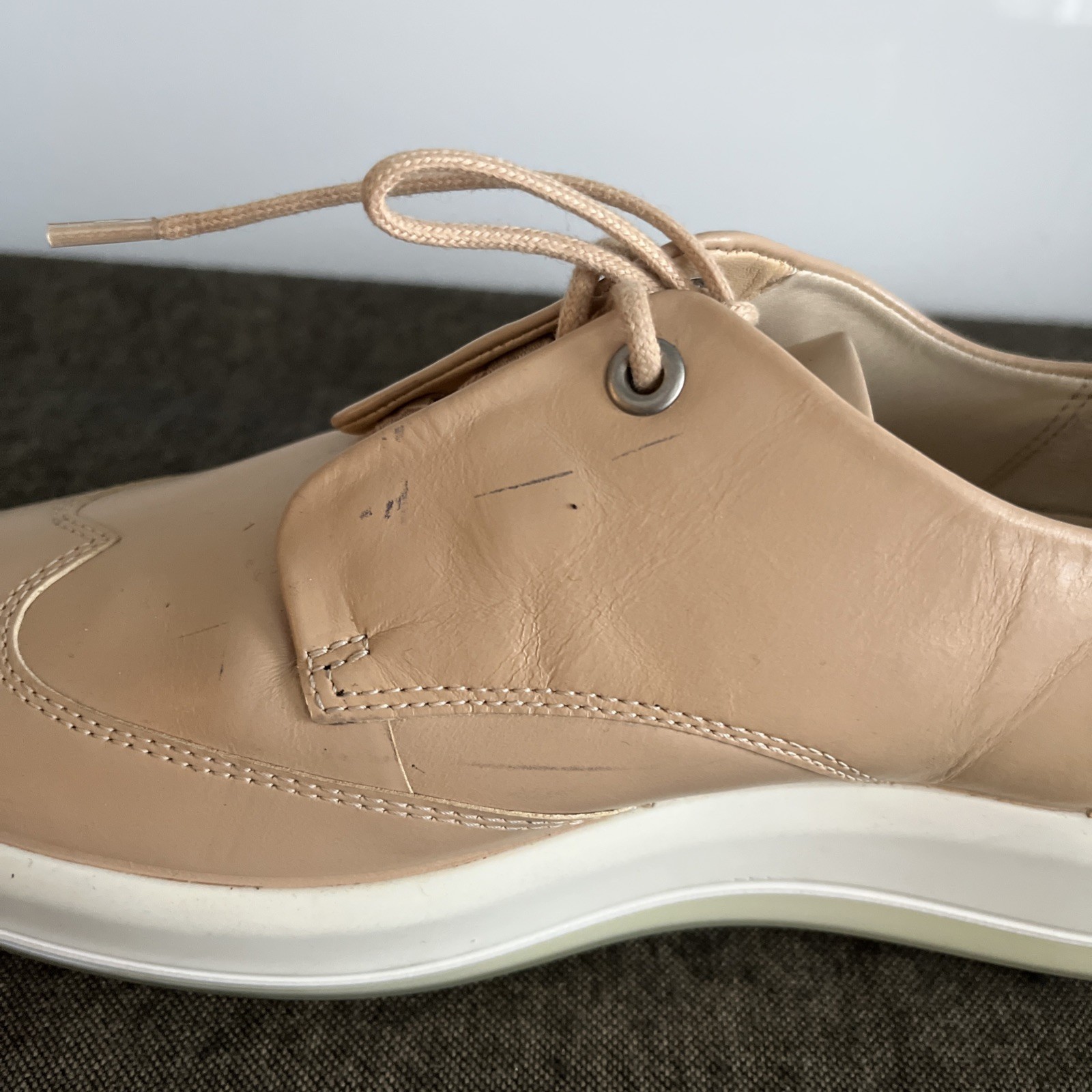 Ecco Women’s Soft 9 Volluto Calf Leather Wingtip Sneaker • EU 37 (US 6-6.5)