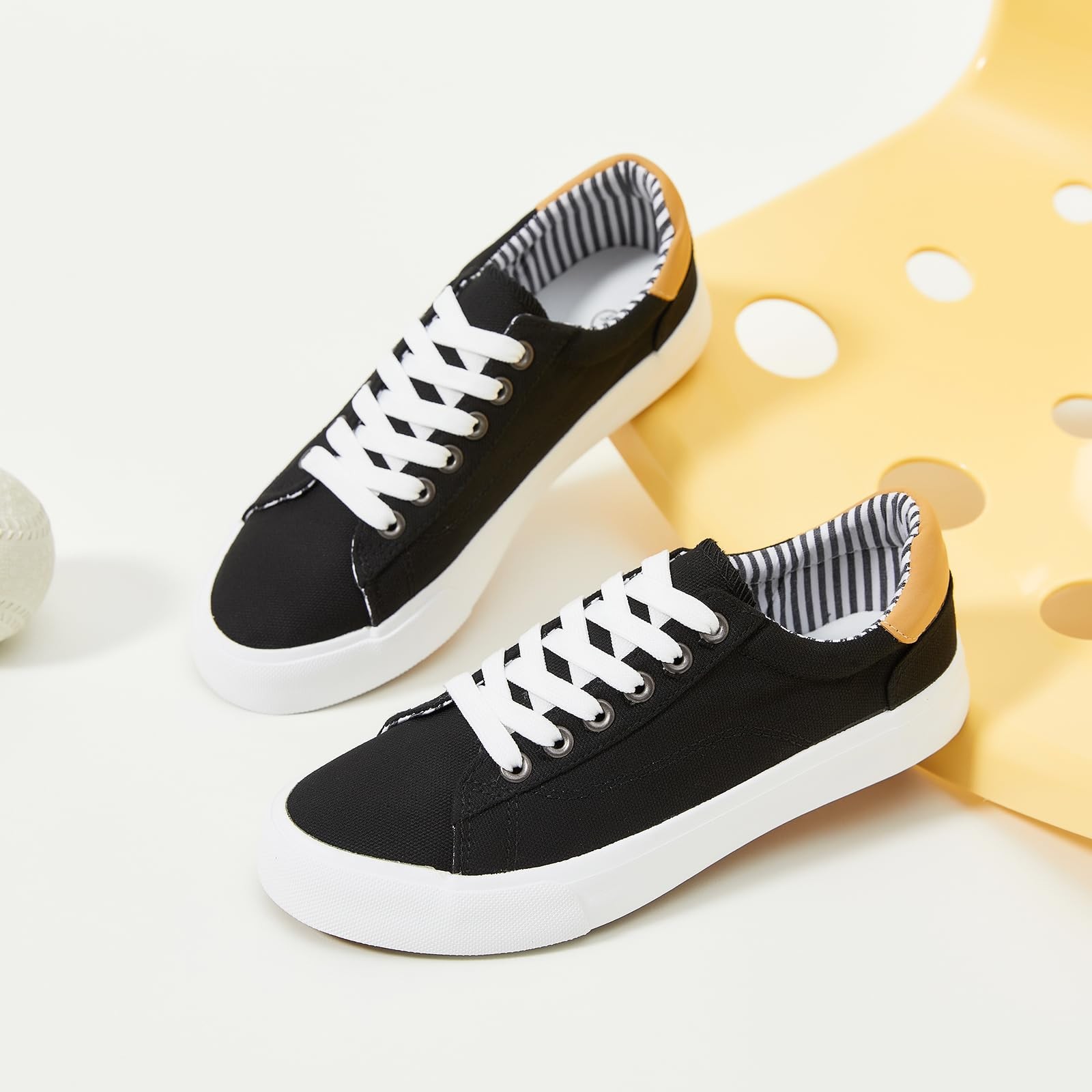 Xrh Tennis Shoes Womens Top Casual Shoes For Women Lace Up Canvas Sneakers
