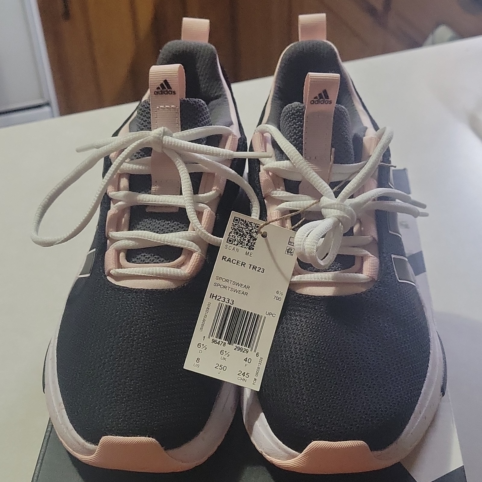adidas Racer TR23 Women’s Athletic Sneakers Black Pink White Lace-Up IH2333