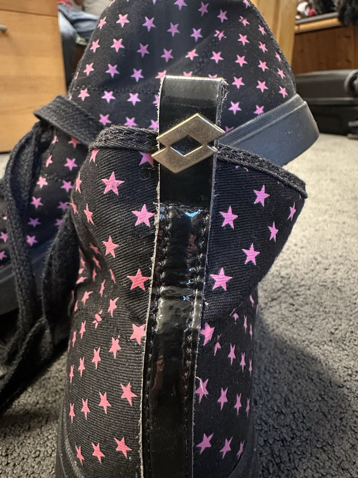 Avril Lavigne x Lotto Stars Sneaker RARE 39 Black Pink Japan