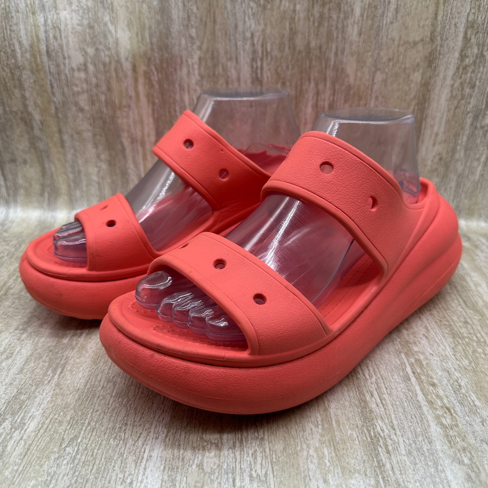 NEW Crocs SPLASH GLOSSY FISHERMAN Neon Watermelon Women’s 8 Sandals Size