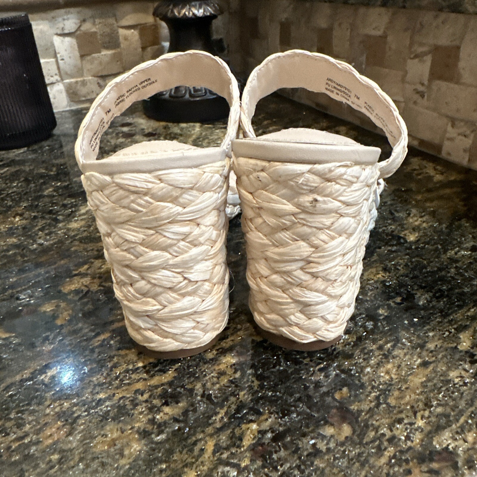 Steven New York Raffia Wedge Sandals Slide Cream Vacation Heels Women’s Size 7