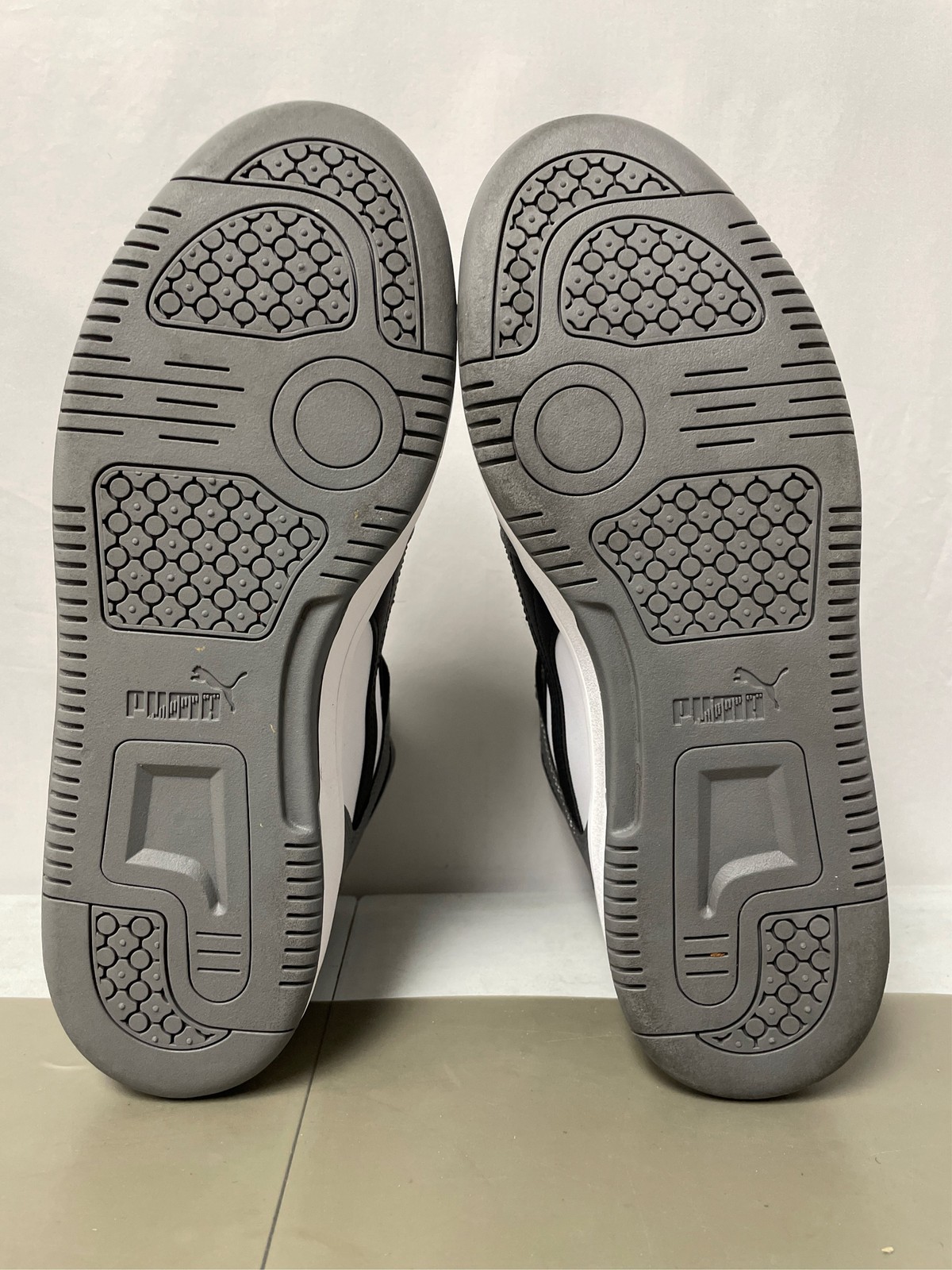 PUMA Rebound Layup Lace up Sneakers