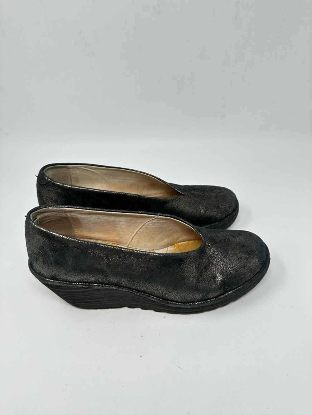 FLY London Women’s Yaz Wedge Pump US 10-10.5 EU 41