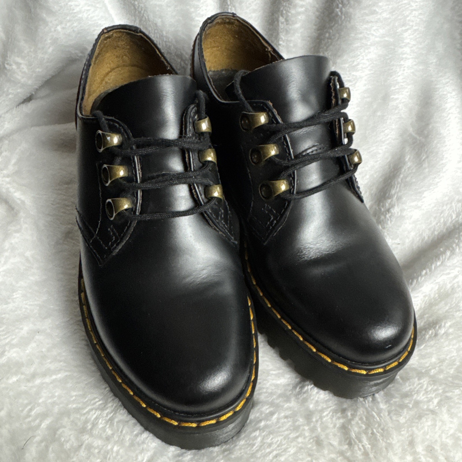 Dr. Martens LEONALO Size 5 Women’s LA004 Black Leather Chunky Lace Up EUC
